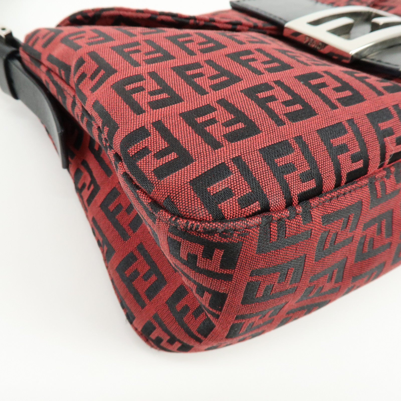 FENDI Mamma Baguette Zucchino Canvas Leather Shoulder Bag Red 8BR003