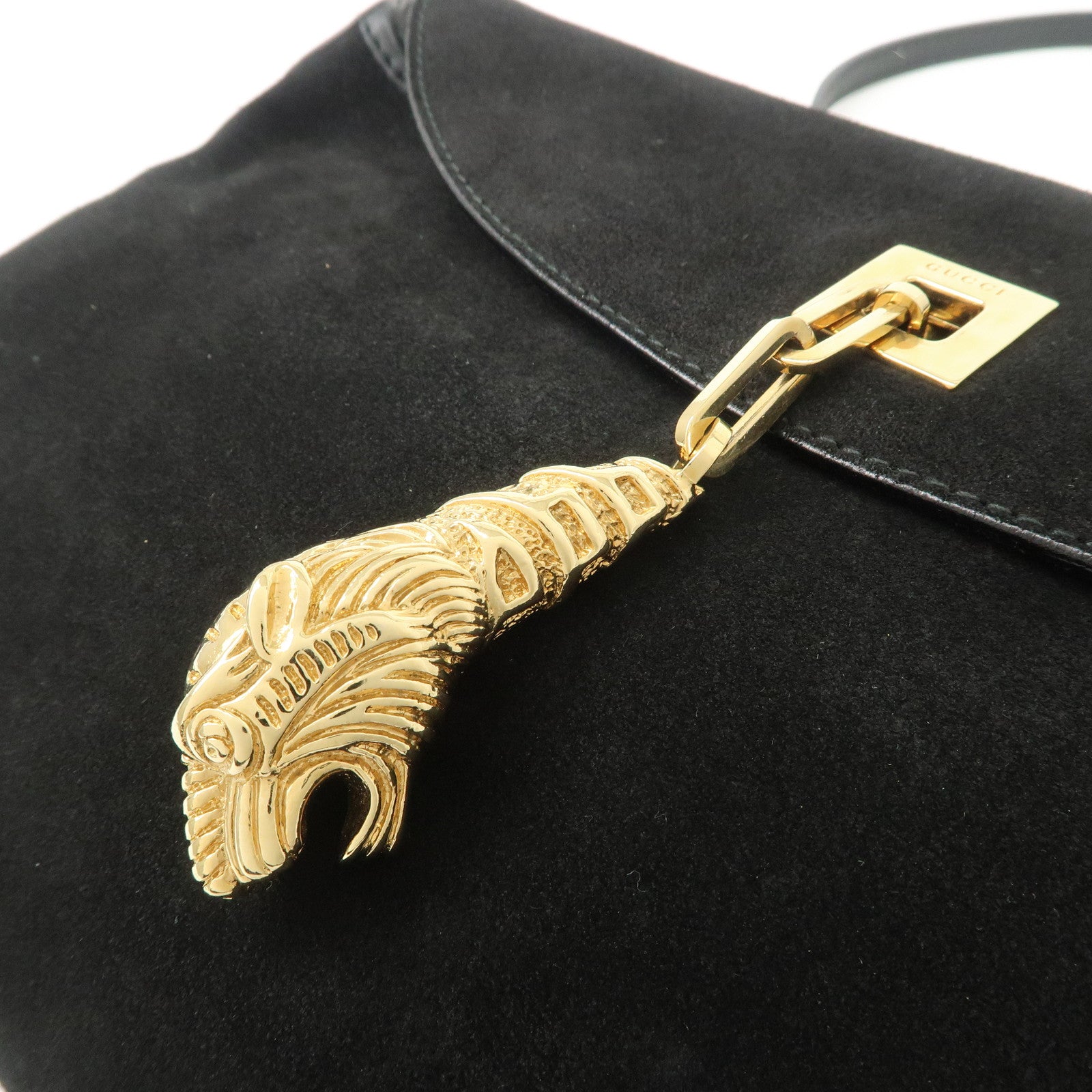 GUCCI Tigar Head Suede Leather Chain Shoulder Bag Black 001.4113 Used