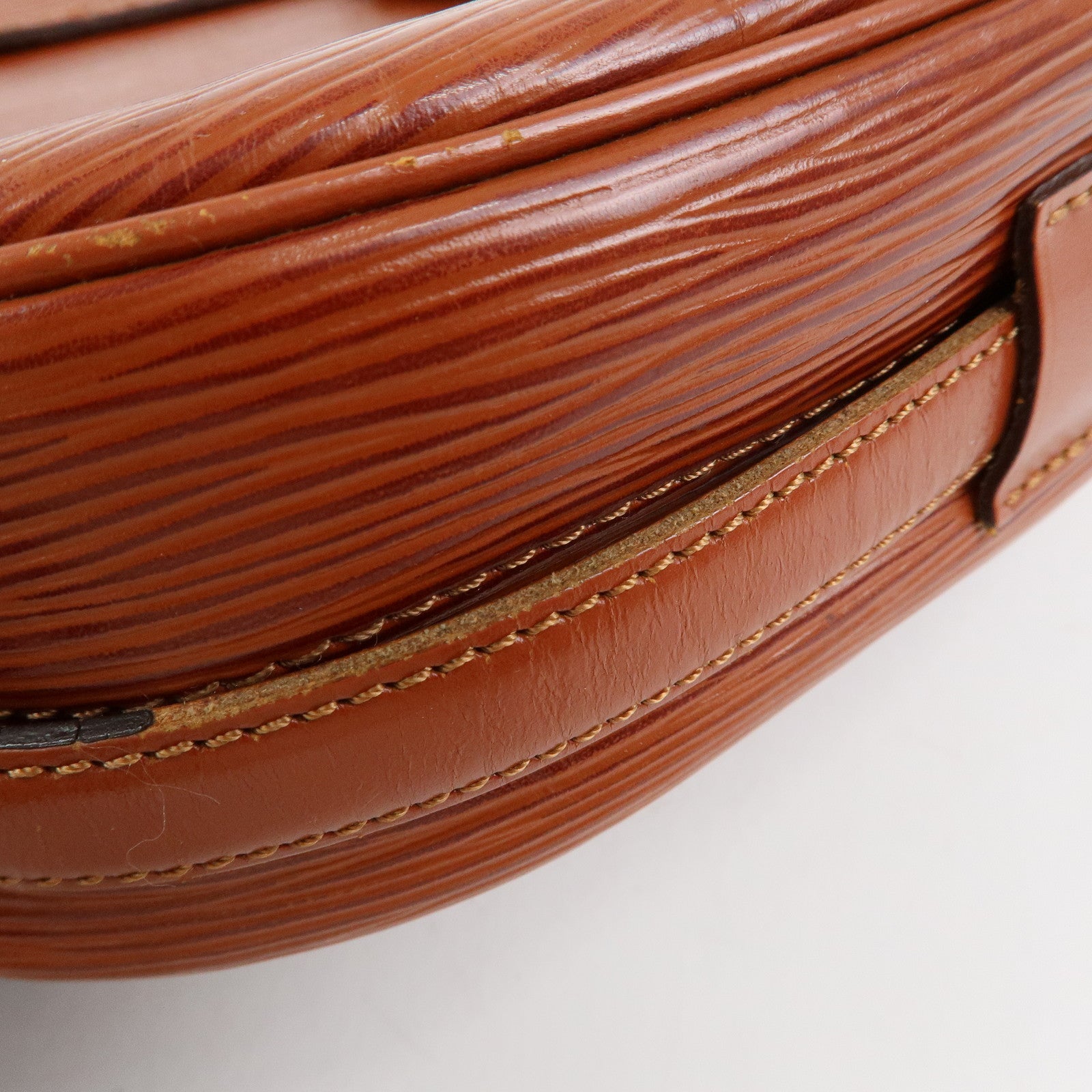 Louis Vuitton Epi Jeune Fille Shoulder Bag Kenya Brown M52153
