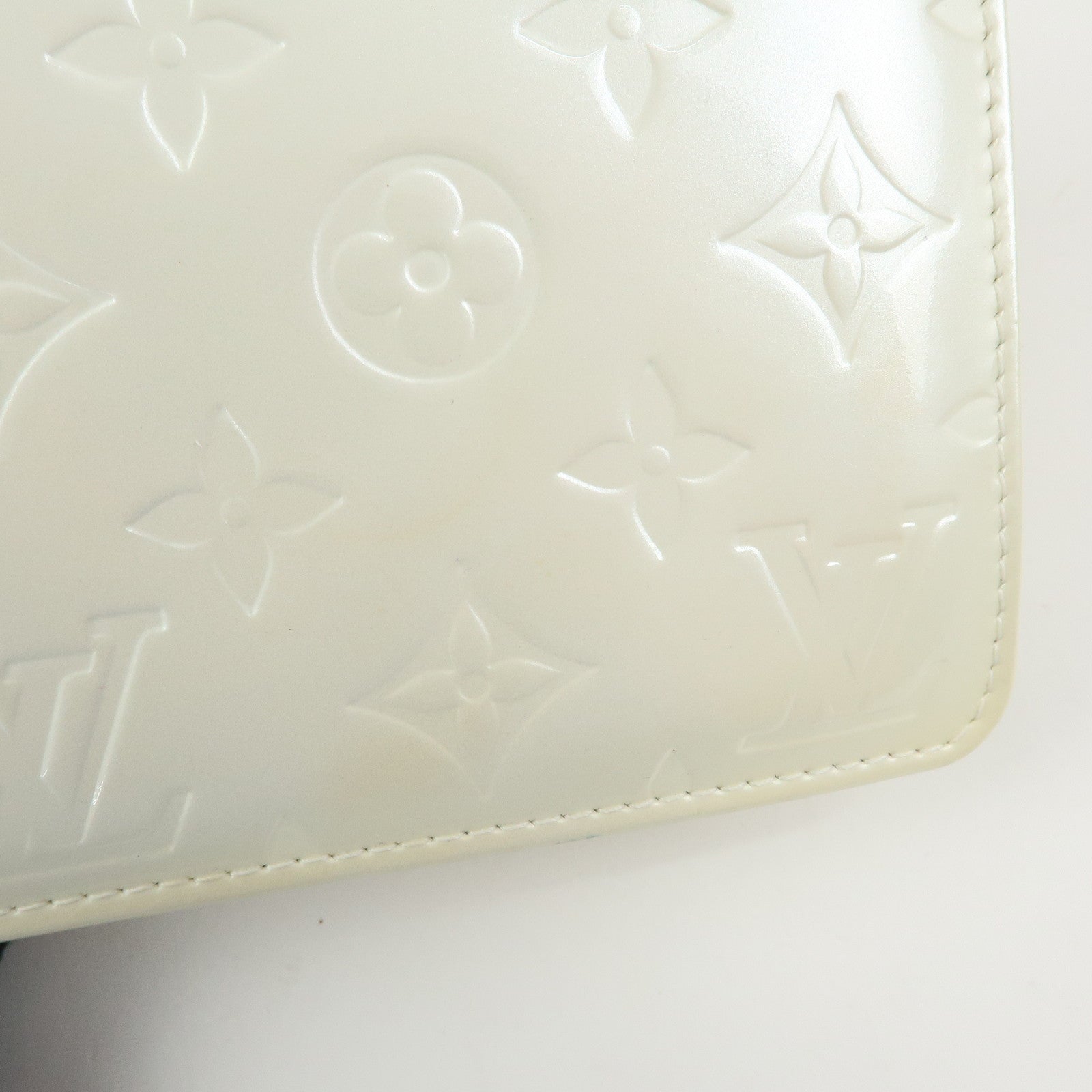 Louis Vuitton Monogram Vernis Lexington Accessoires Pouch Perle M91345