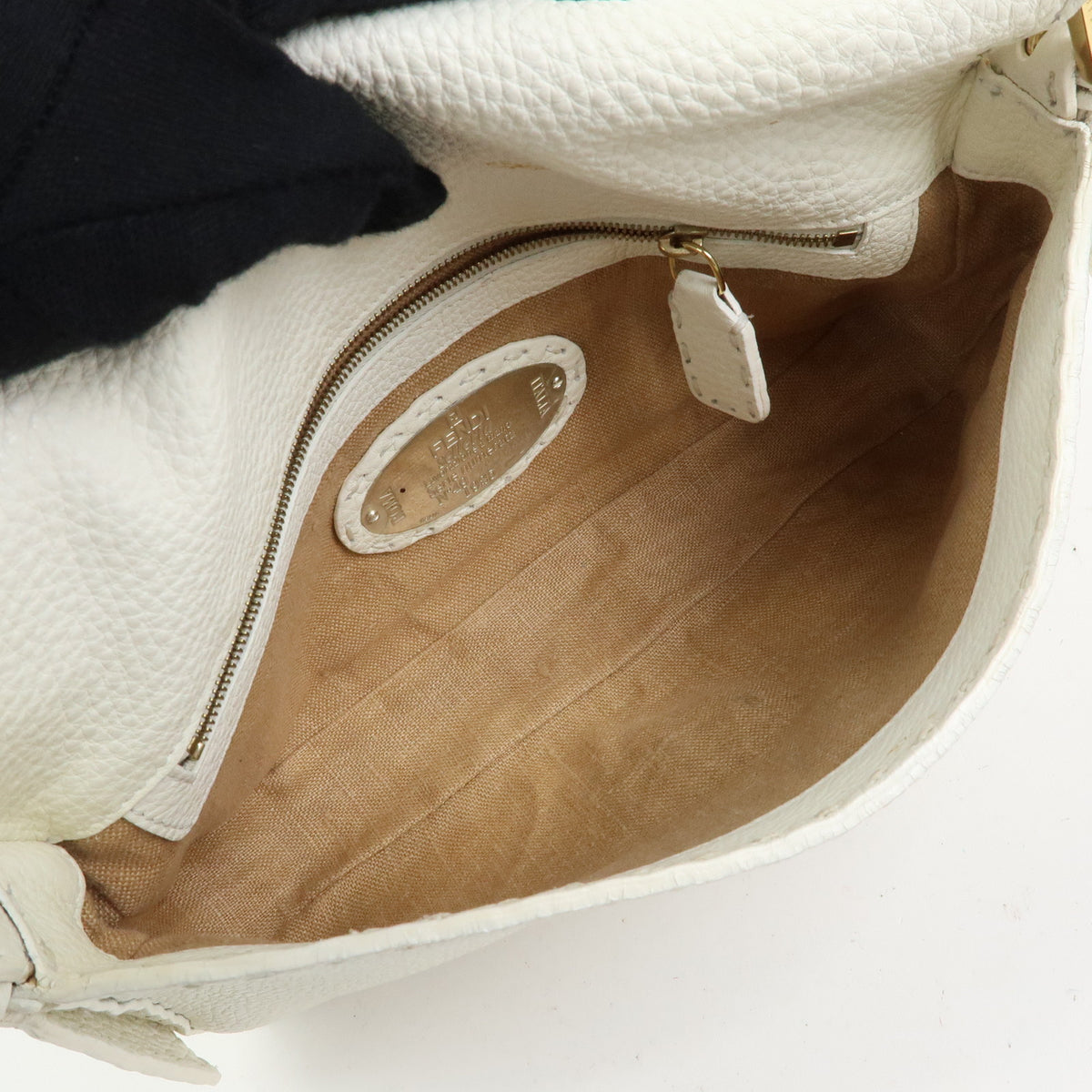 FENDI Selleria Mamma Baguette Leather Hand Bag White 8BR101