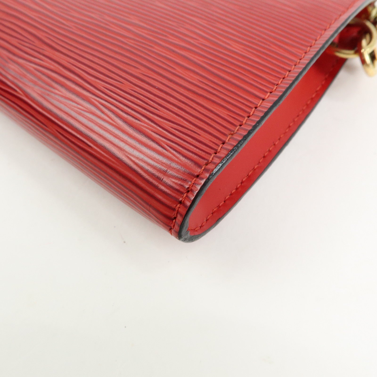 Louis Vuitton Epi Pochette Accessoires Hand Bag Castilian Red M52957