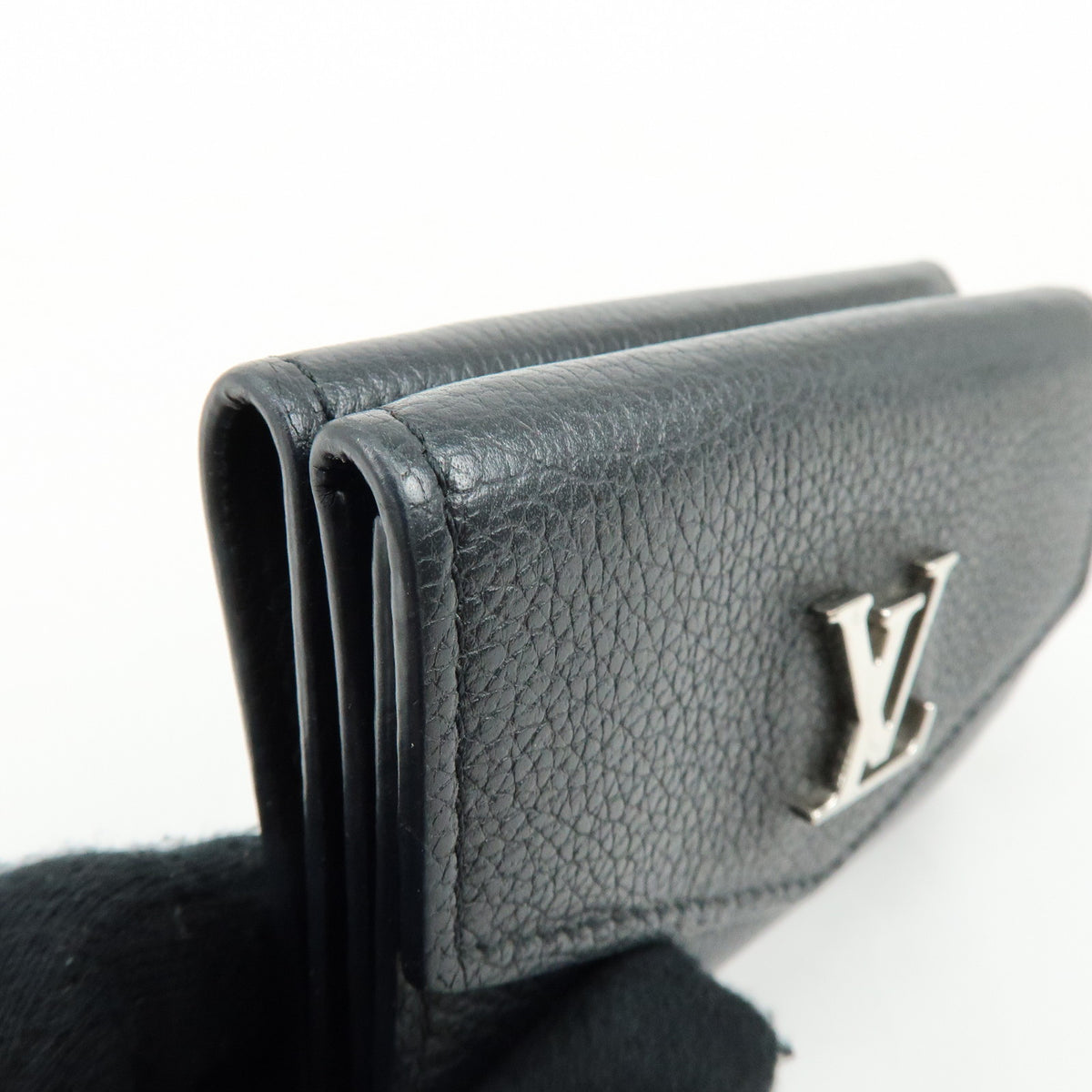 Louis Vuitton Portefeuille Lock Mini Compact Wallet Noir M63921