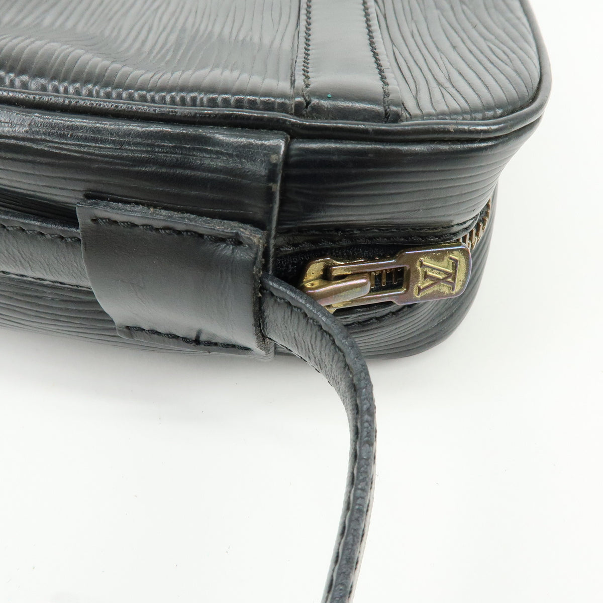 Louis Vuitton Epi Leather Jeune Fille Shoulder Bag Noir M52152
