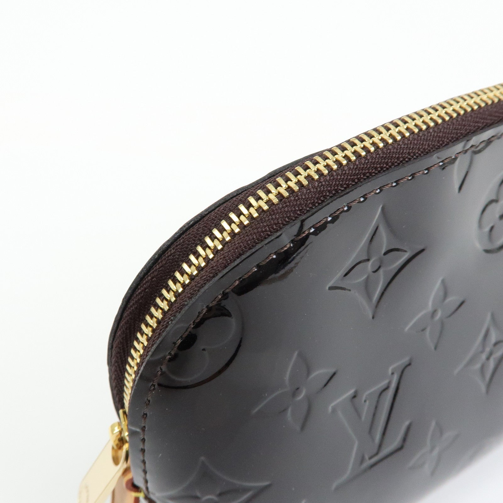 Louis Vuitton Monogram Vernis Pochette Cosmetic Pouch Amarante M91495