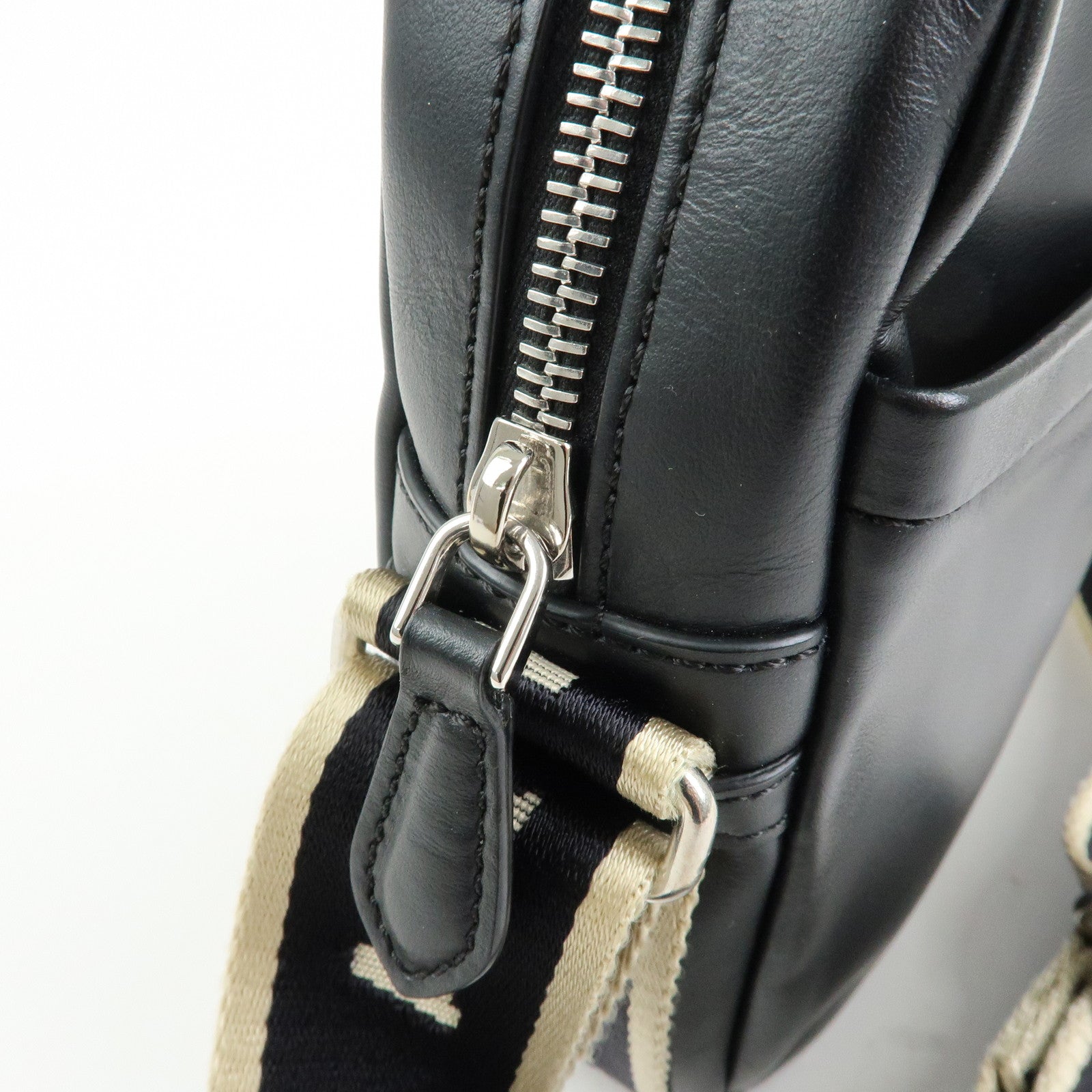 MARNI BEY Logo Leather Shoulder Bag Crossbody Bag Black
