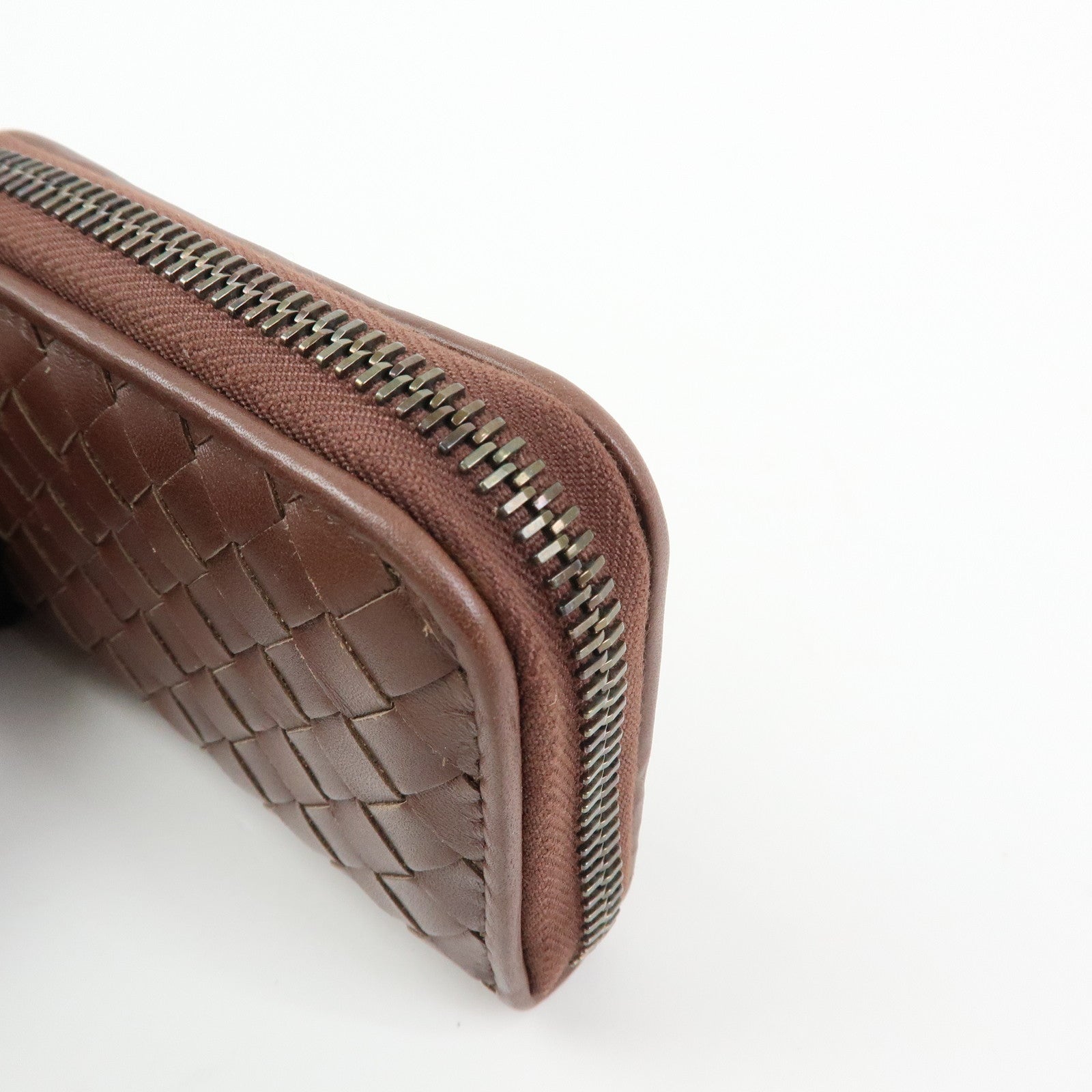 BOTTEGA VENETA Intrecciato Leather Round Zippy Coin Case Brown