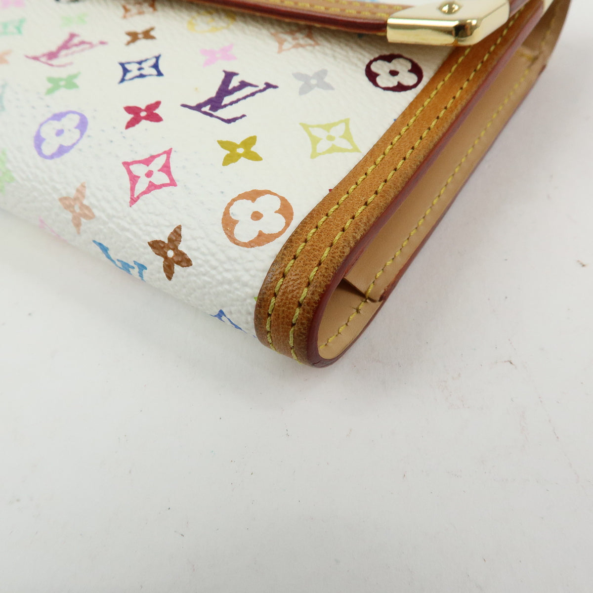Louis Vuitton Monogram Porte Trezor International Wallet Blanc M92659