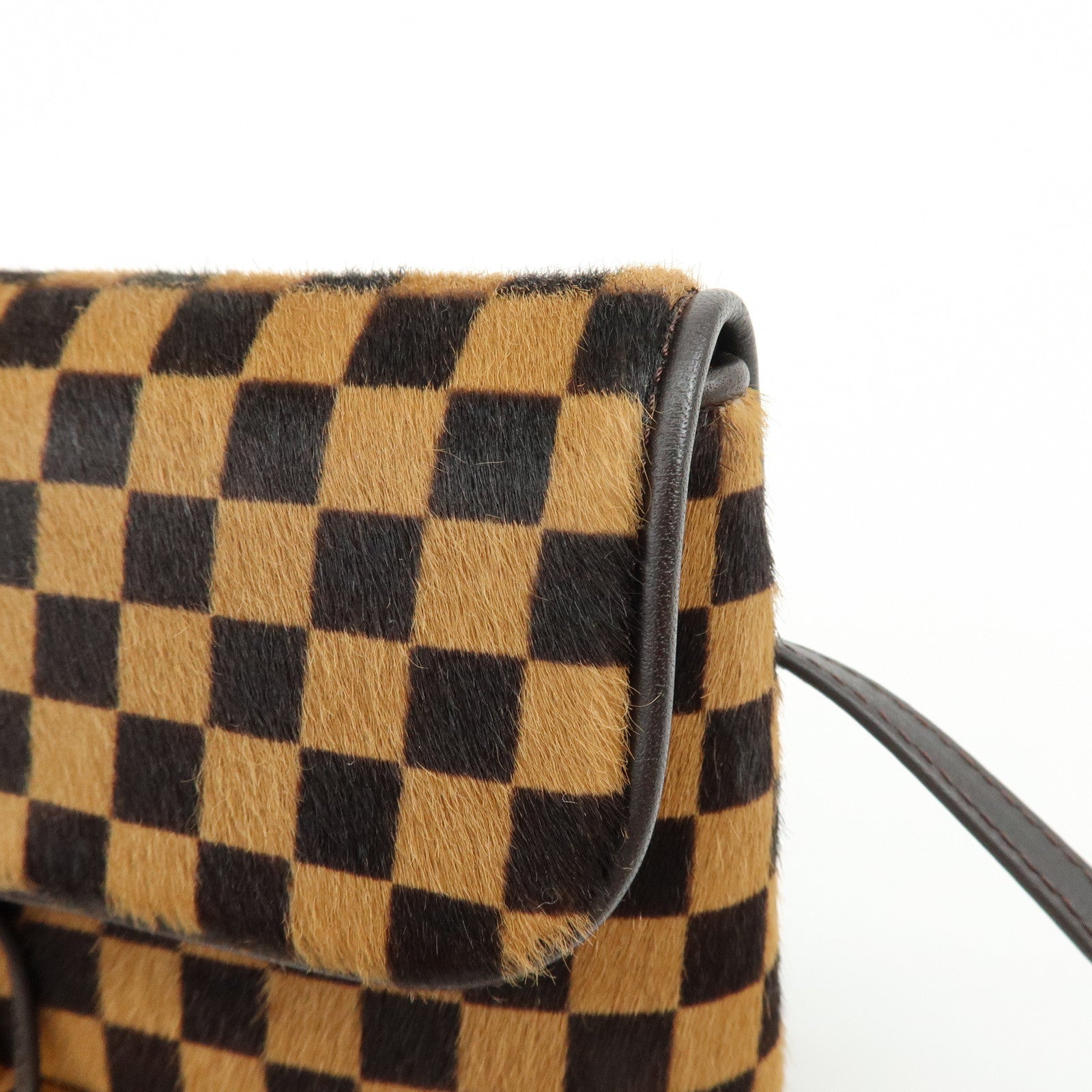 Louis Vuitton Damier Sauvage Gazelle Beige Shoulder Bag M92130