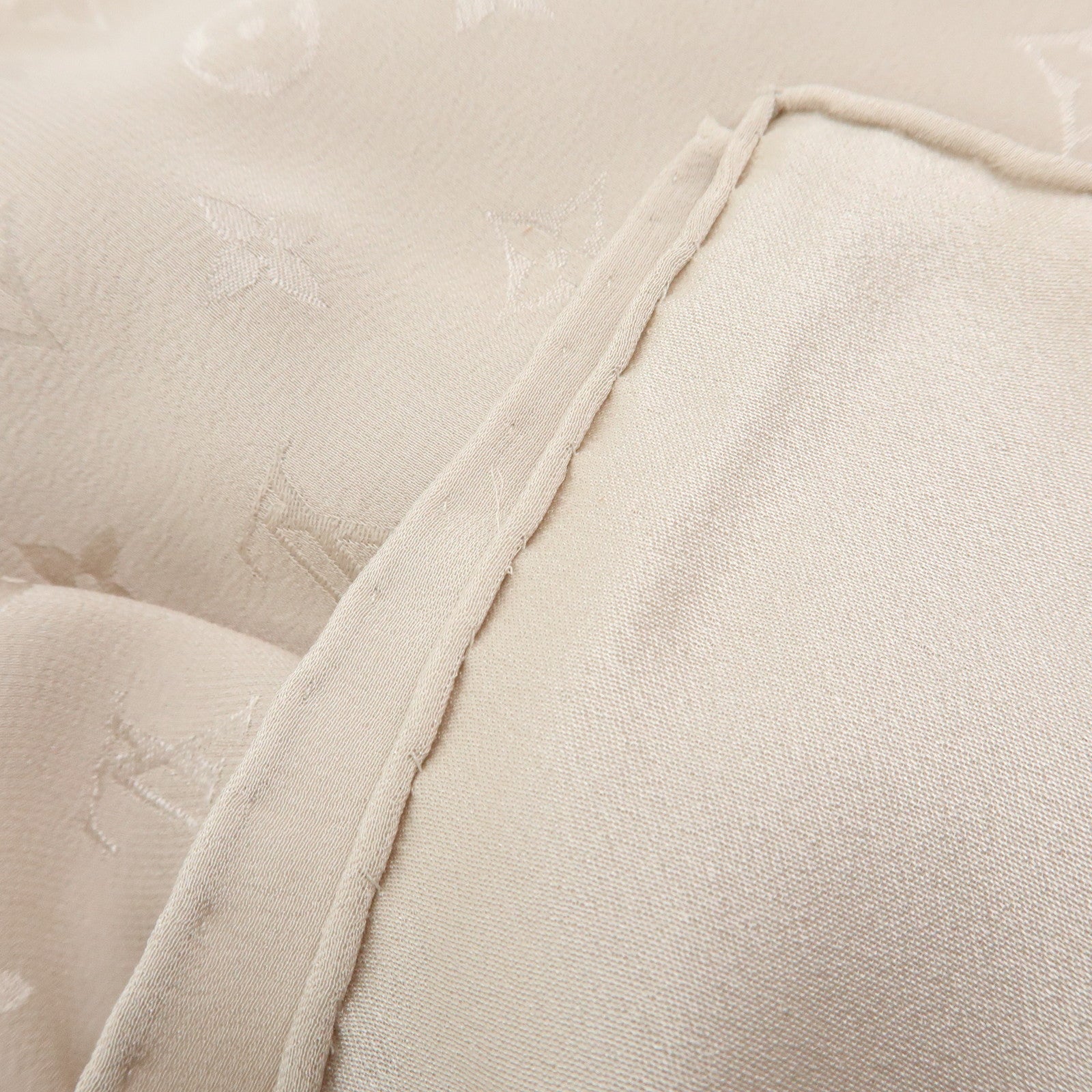Louis Vuitton Monogram Silk 100% Scarf Shawl Beige