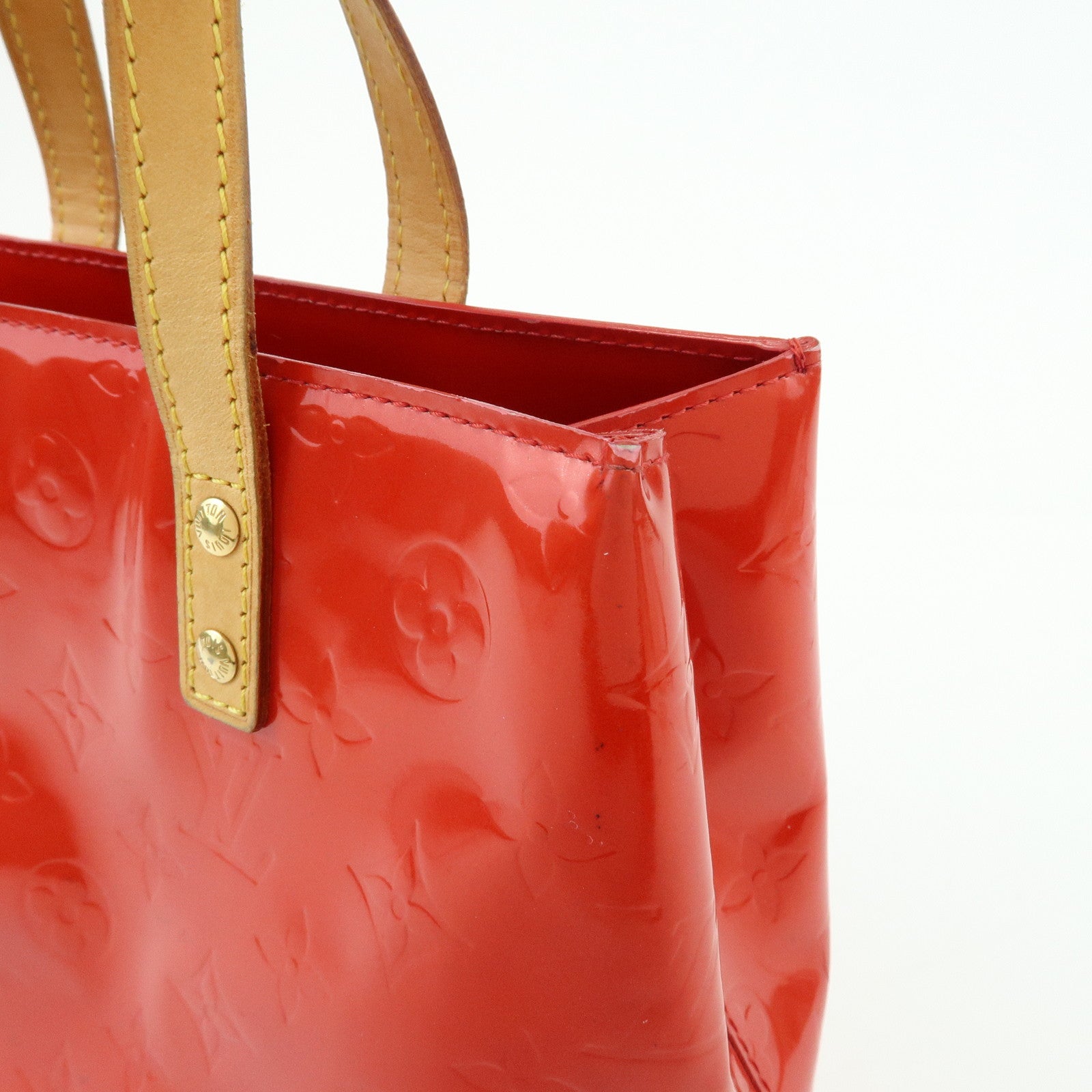 Louis Vuitton Monogram Vernis Reade PM Hand Bag Rouge M91088