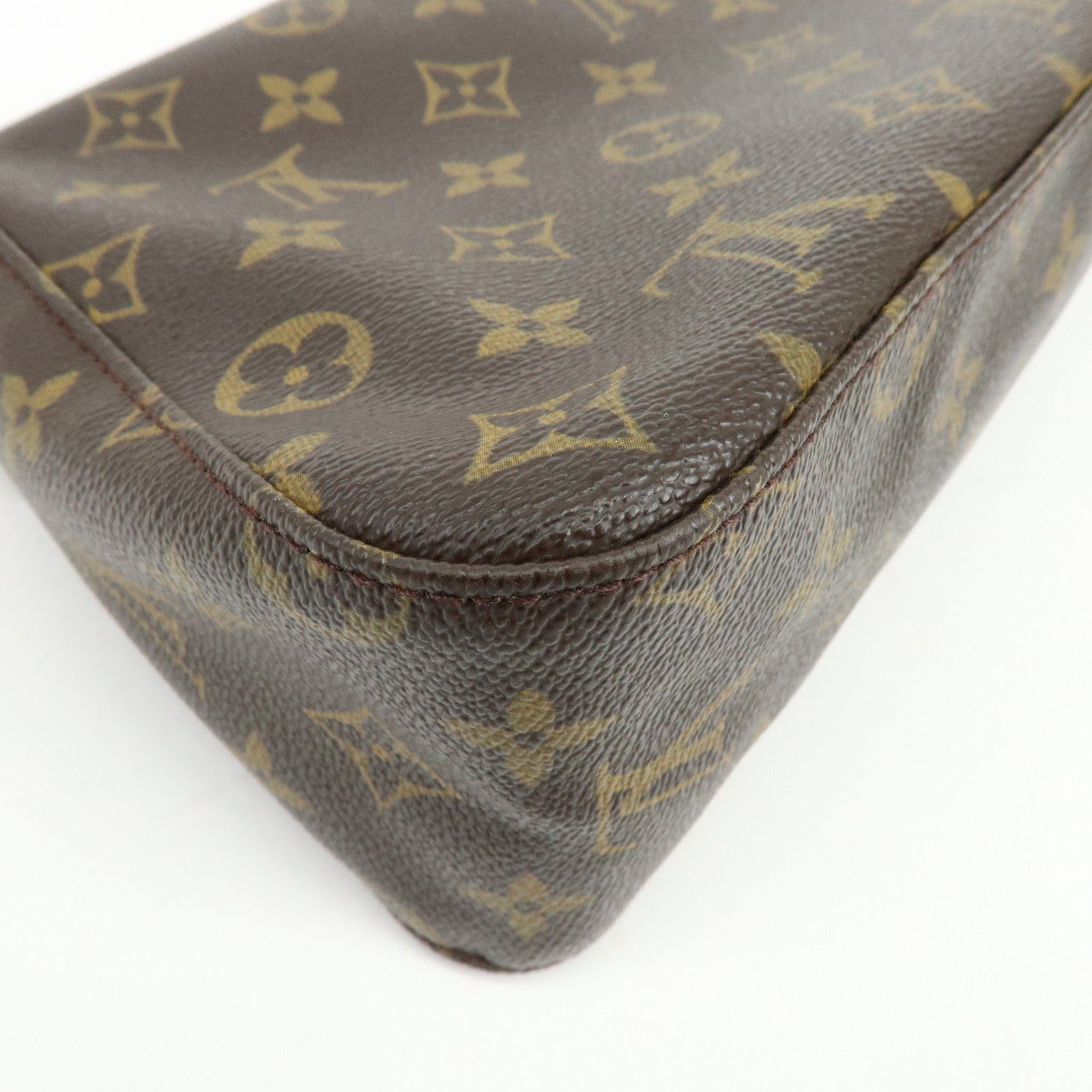 Louis Vuitton Monogram Canvas Mini Looping Shoulder Bag M51147