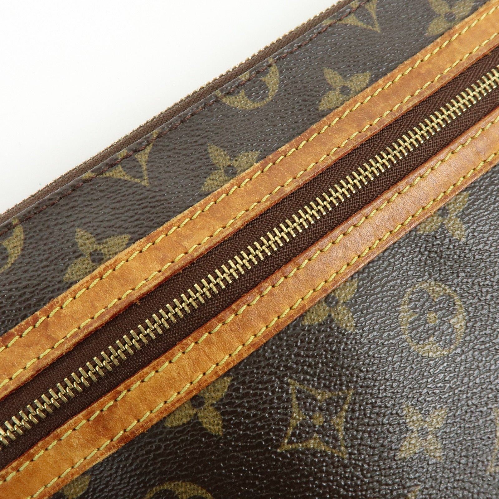 Louis Vuitton Monogram Pochette Bosphore Shoulder Bag Brown M40044