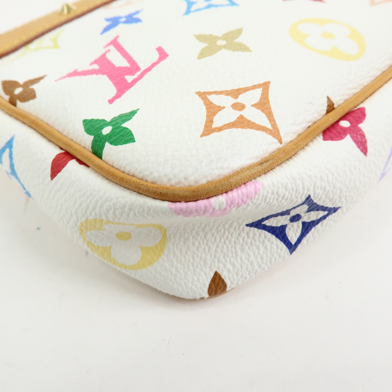 Louis Vuitton Monogram Multicolor Pochette Accessoires Blanc M92649