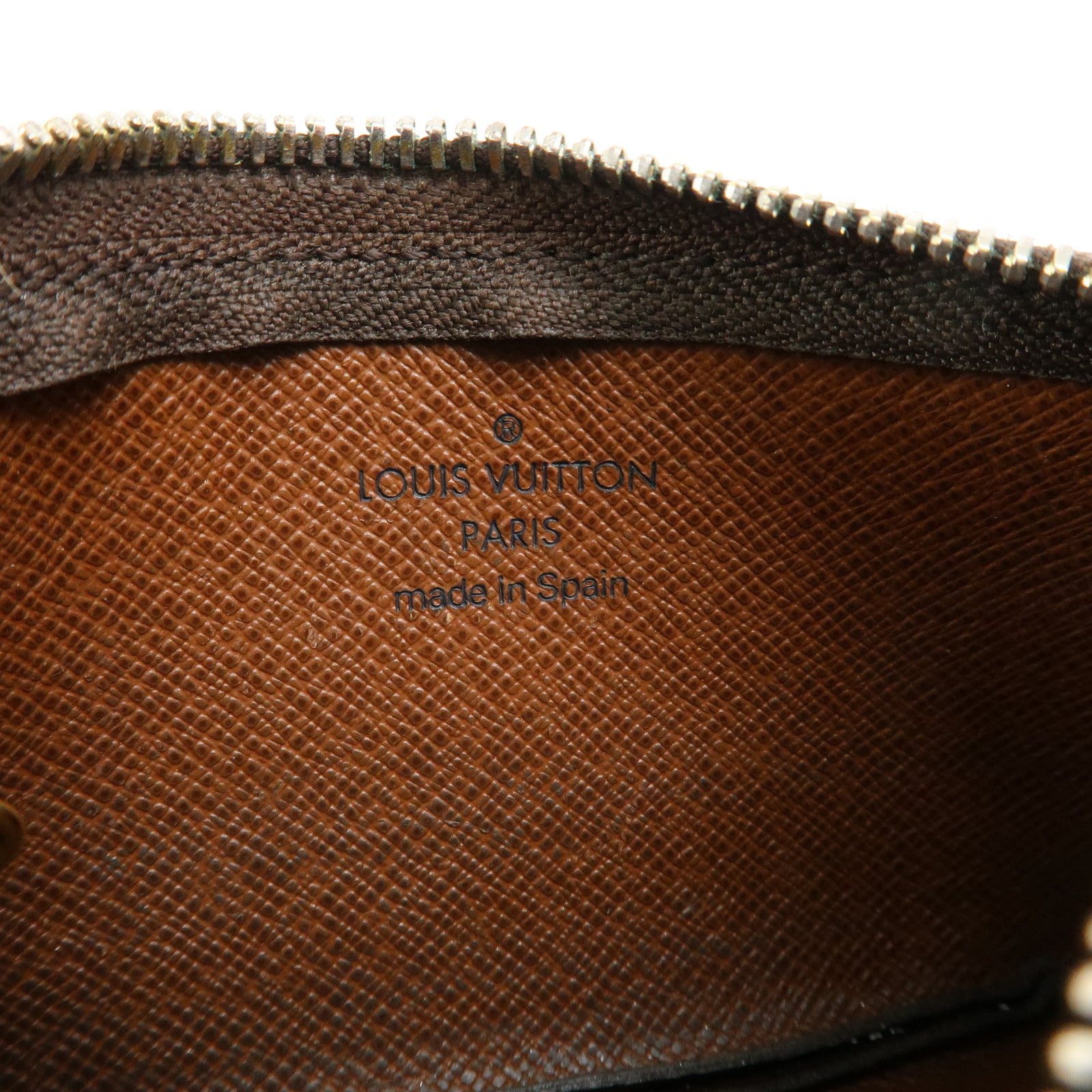Louis Vuitton Monogram Pochette Cles Coin Case Key Case M62650
