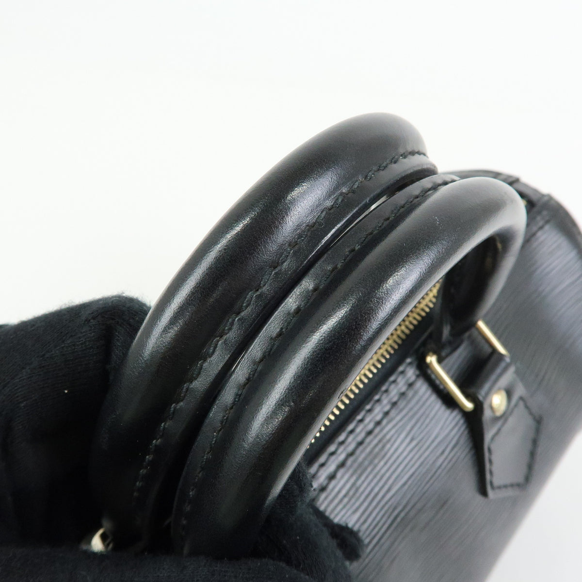 Louis Vuitton Epi Leather Speedy 25 Hand Bag Boston Bag Noir M59032