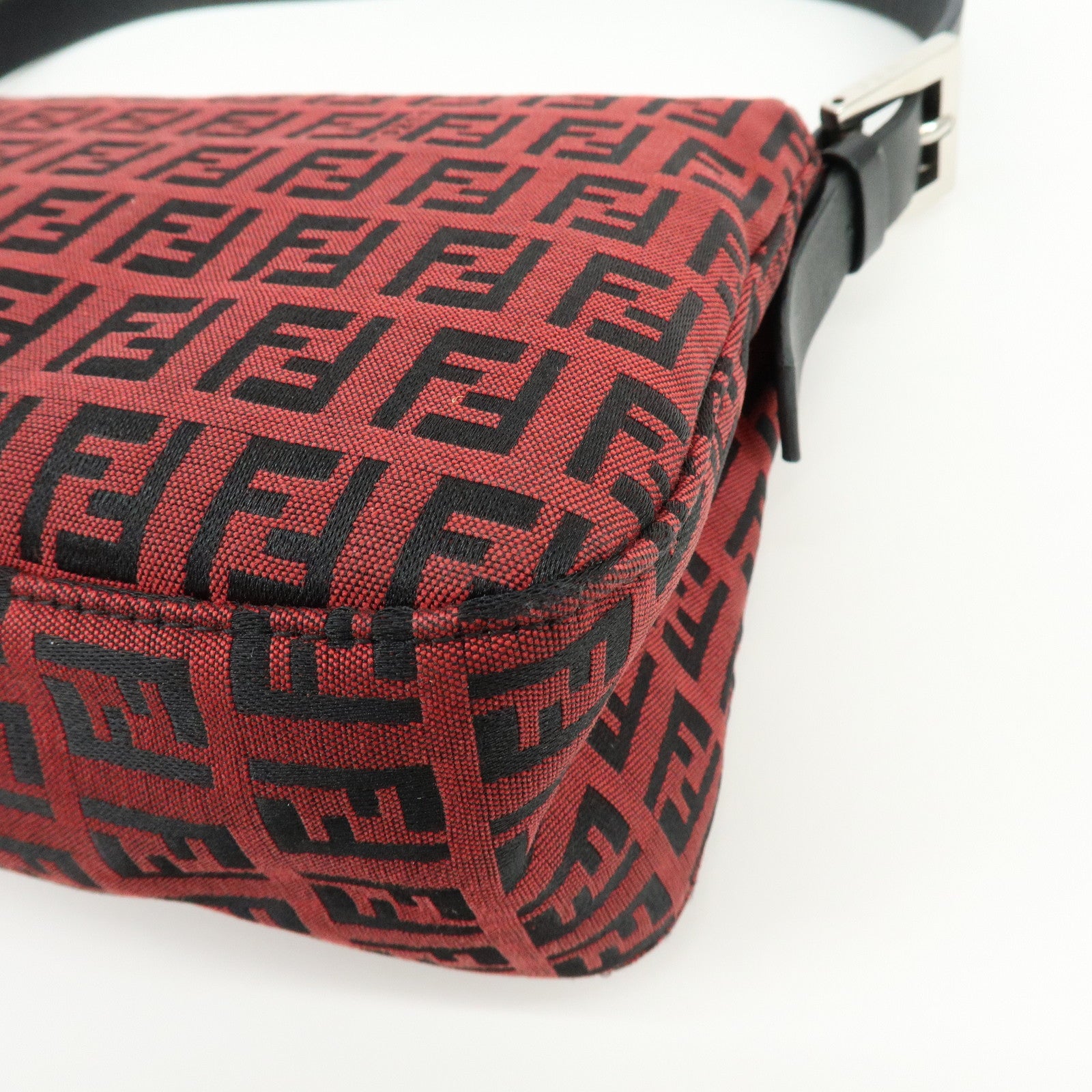 FENDI Mamma Baguette Zucchino Canvas Leather Shoulder Bag Red 8BR003
