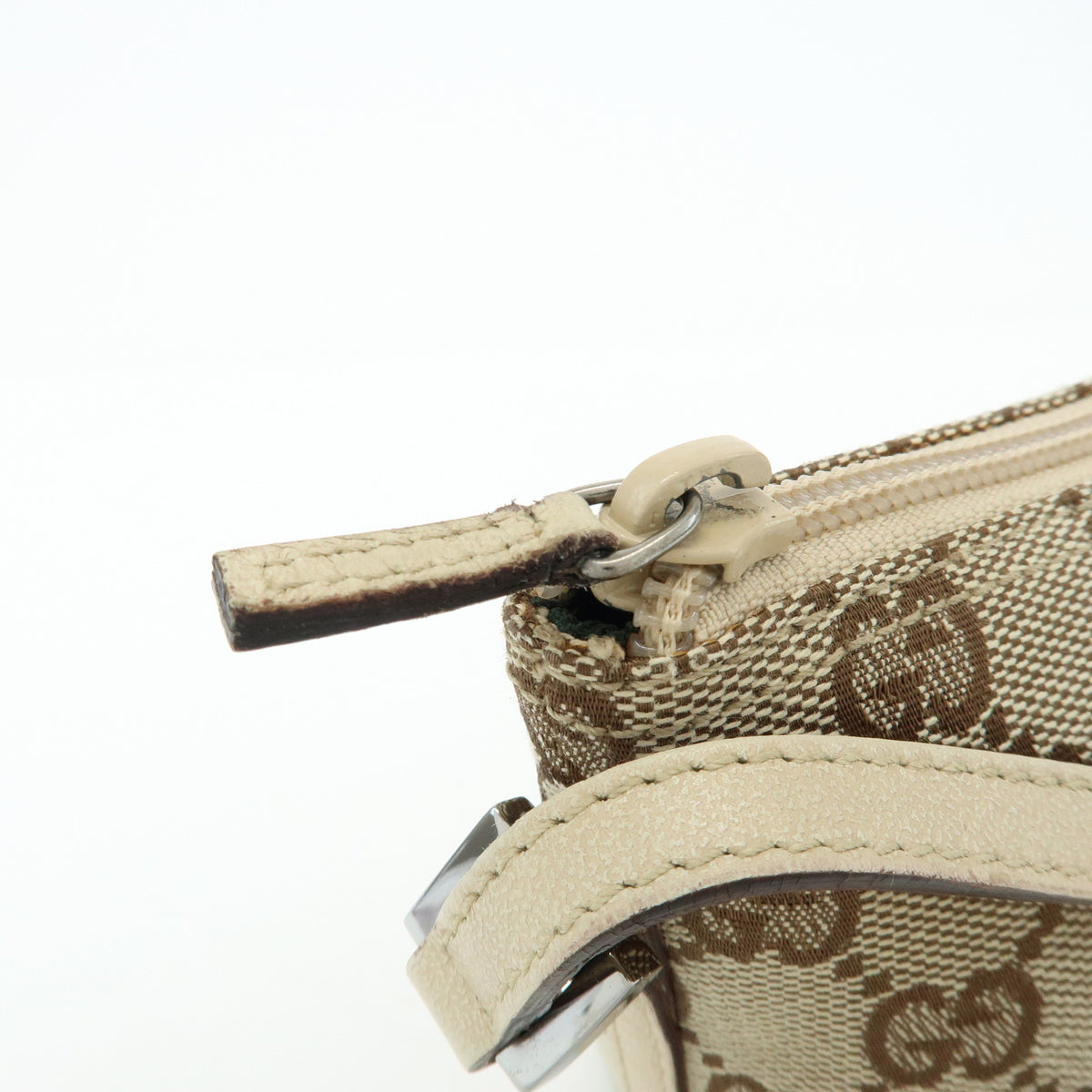 GUCCI Boat Bag GG Canvas Leather Hand Bag Accessory Pouch Beige 07198