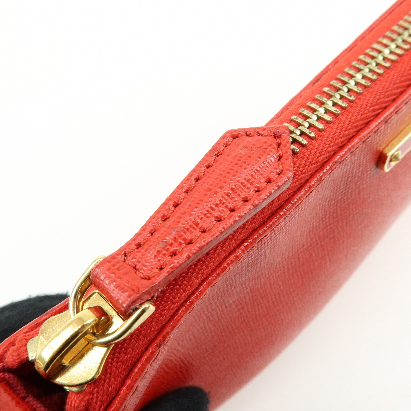 FENDI Embossed Leather Chain Accessary Pouch Hand Bag Red 8M0271
