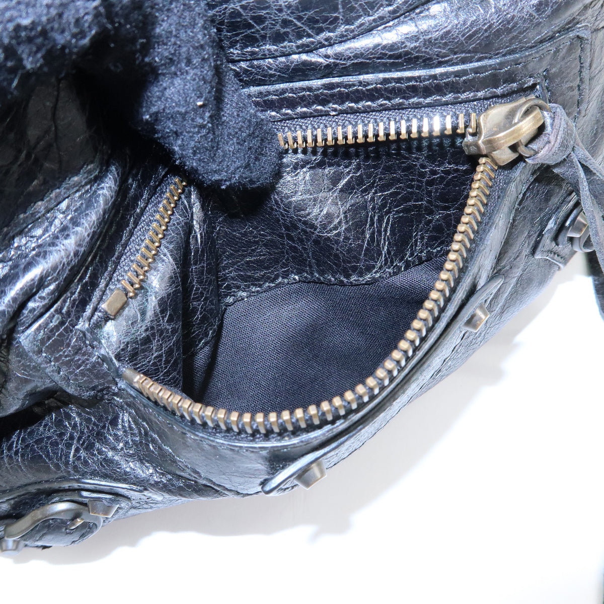 BALENCIAGA  Classic The Hip Leather Shoulder Crossbody Bag Black242803
