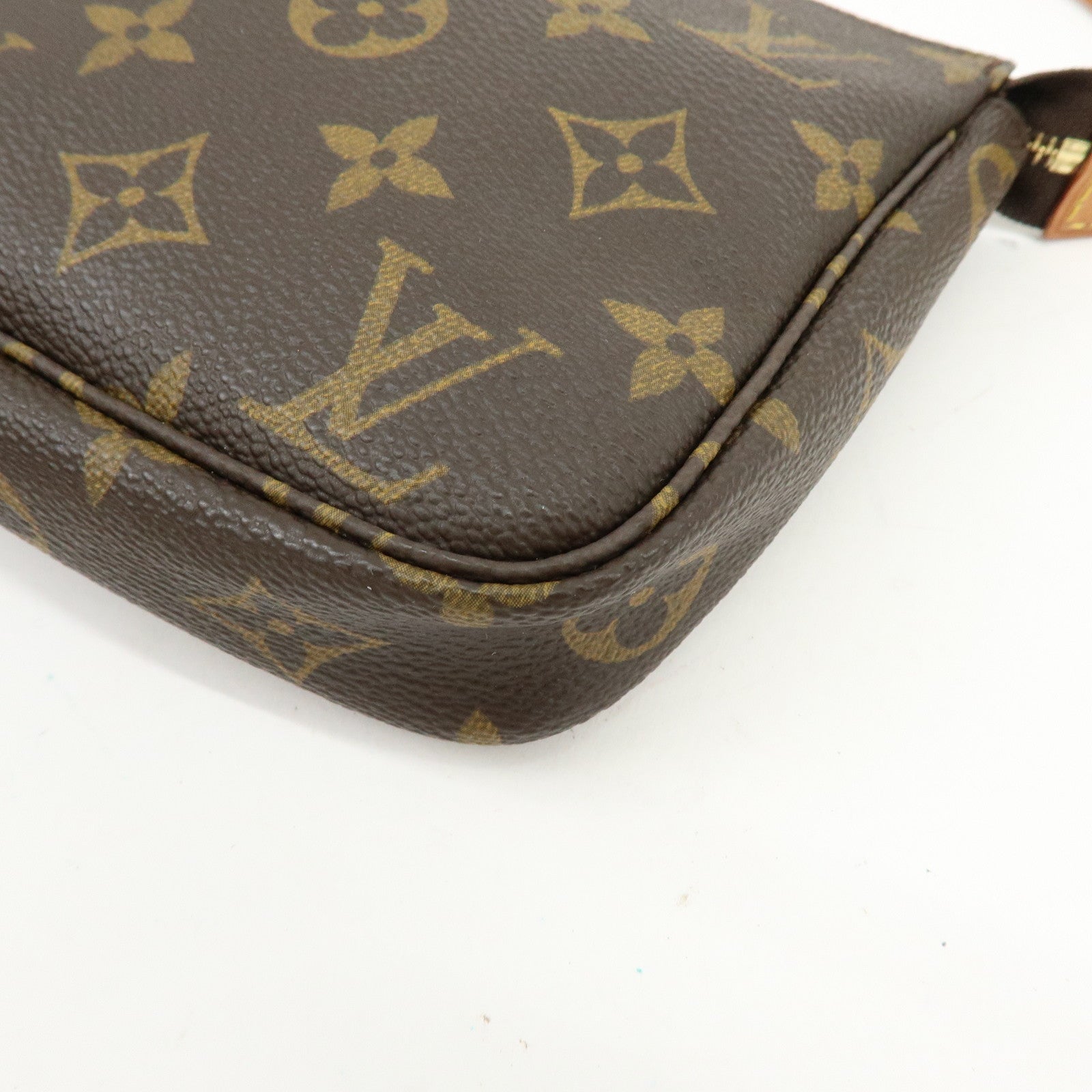 Louis Vuitton Monogram Pochette Accessoires Pouch Hand Bag Brown M51980