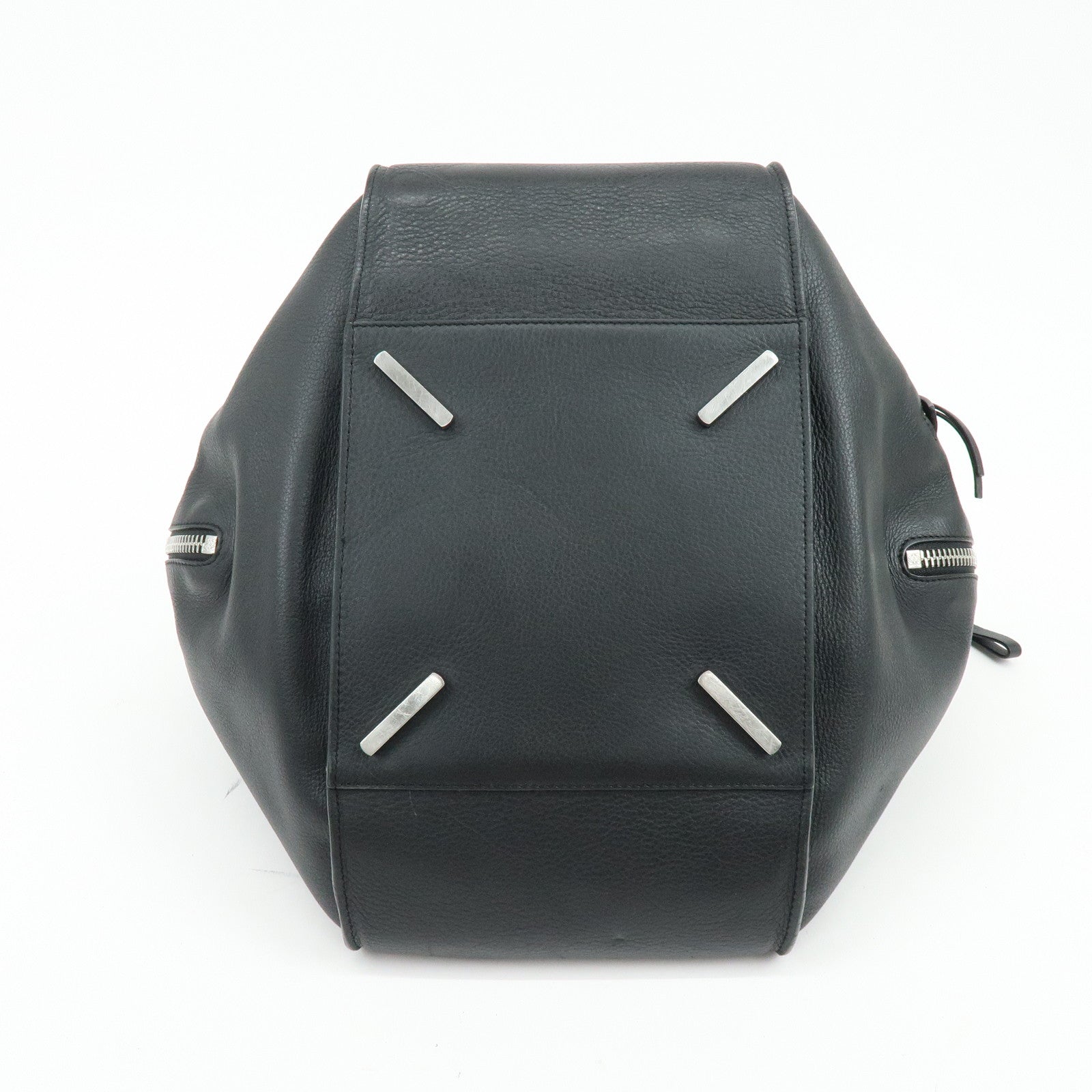 LOEWE Anagram Hammock Medium Leather Shoulder Crossbody Bag Black