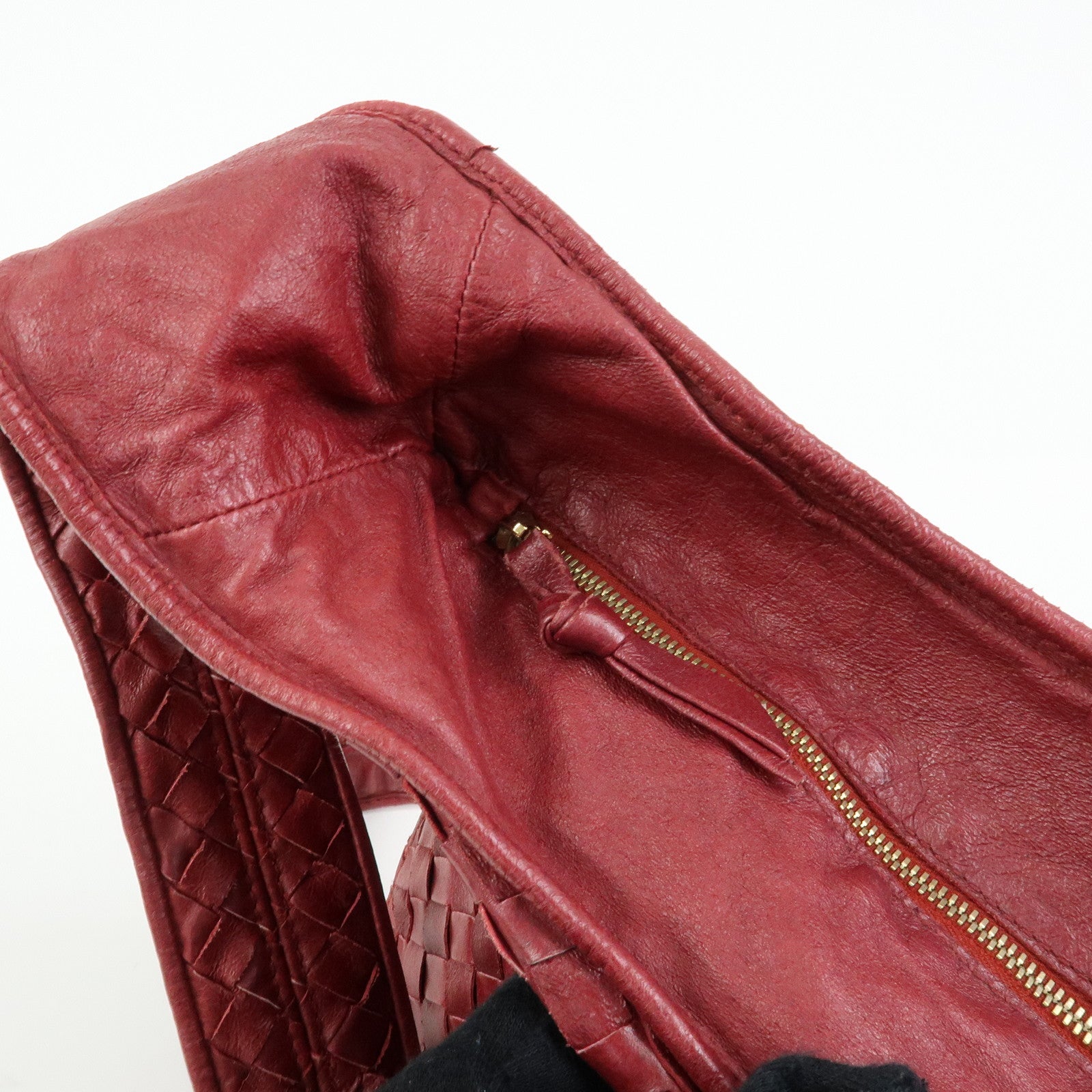 BOTTEGA VENETA Intrecciato Leather Shoulder Bag Crossbody Bag Wine Red