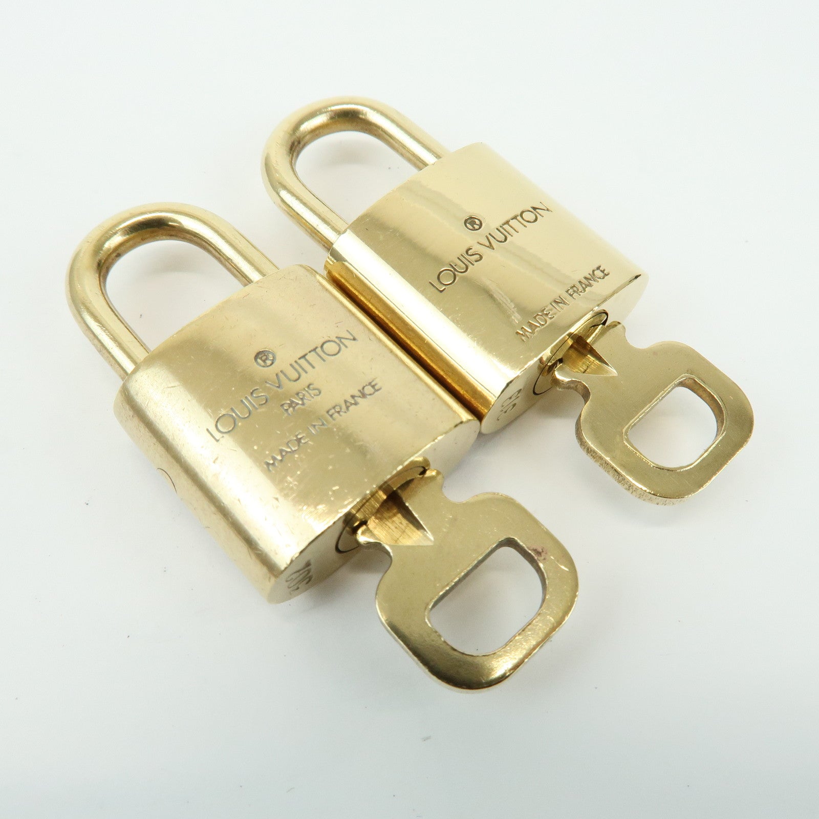 Louis Vuitton Set of 10 Lock & Key Cadena Key Lock