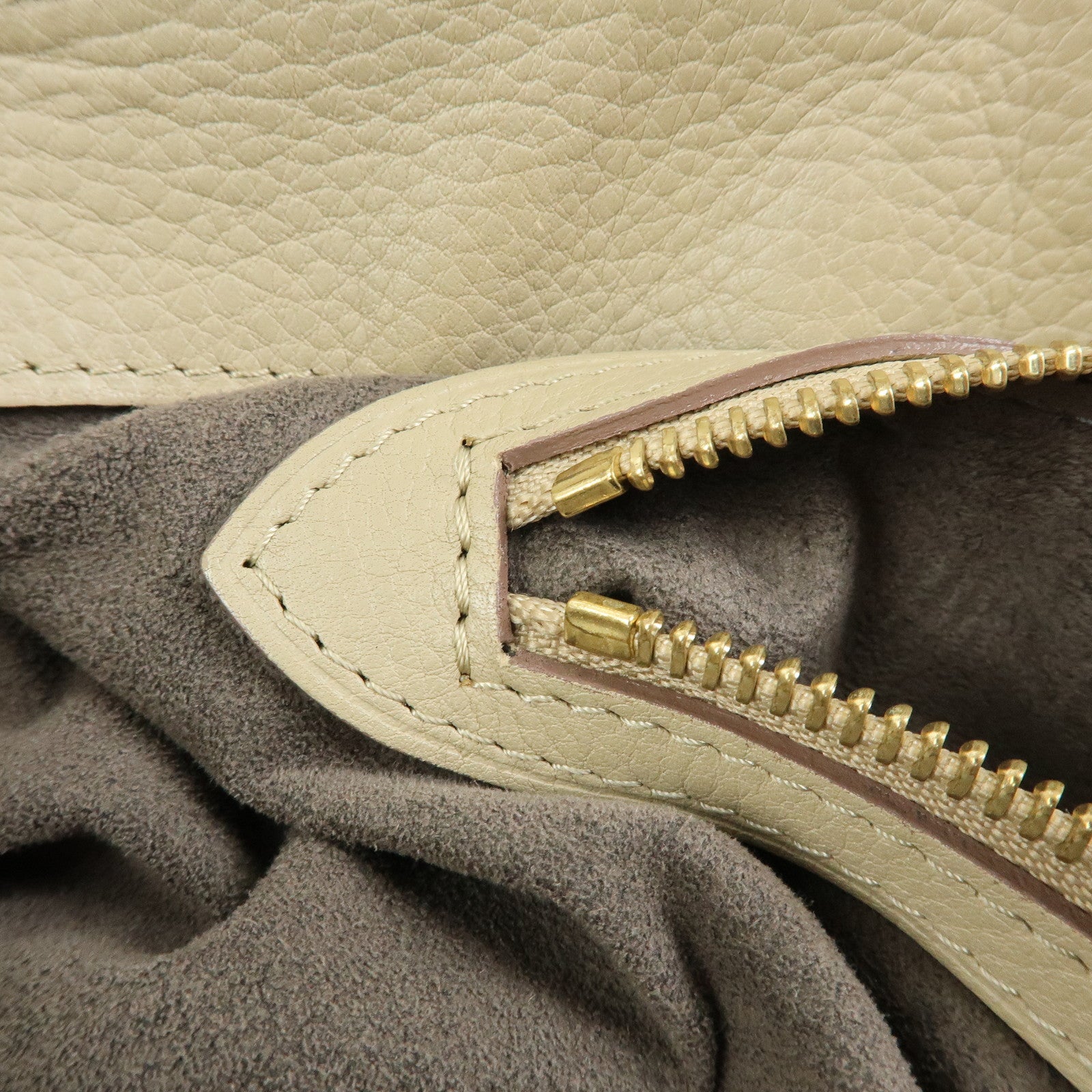 Louis Vuitton Monogram Mahina Cirrus PM Tote Hand Bag Opal M93818