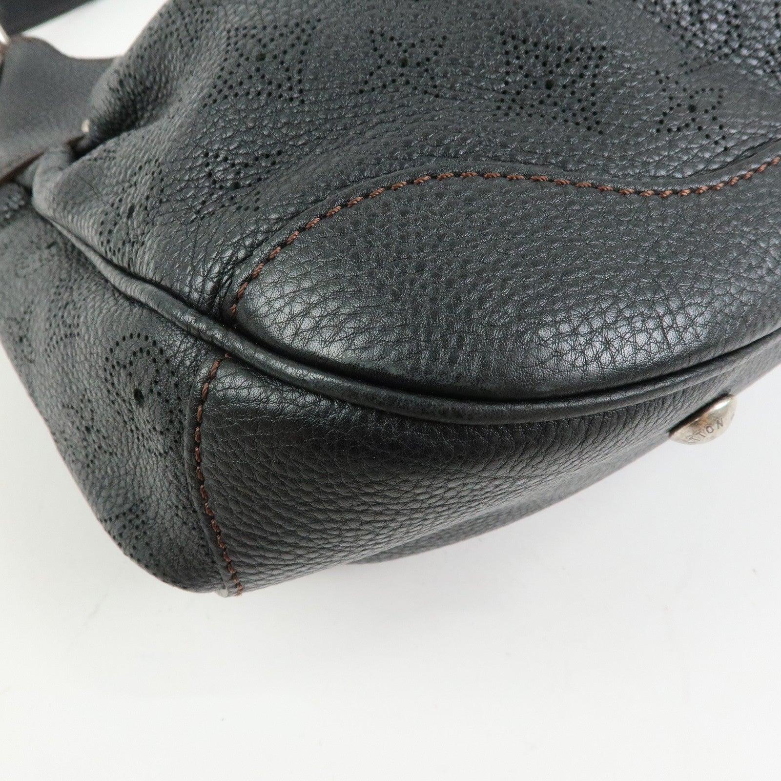 Louis Vuitton Monogram Mahina Solar PM Shoulder Bag Noir M93127