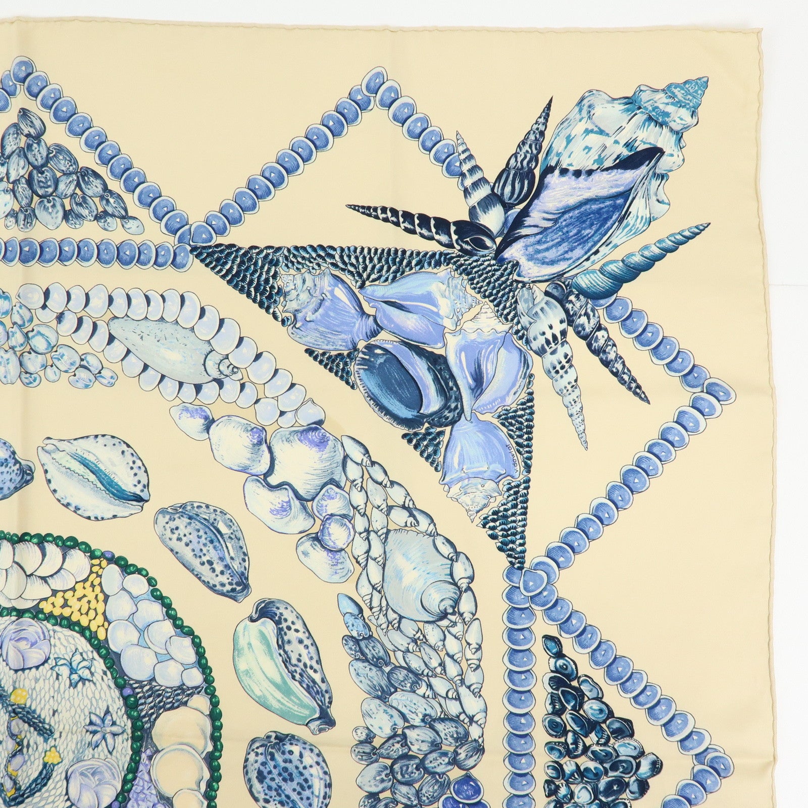 HERMES Carre 90 Silk 100% Scarf Rocaille Seashell Motif Beige Blue