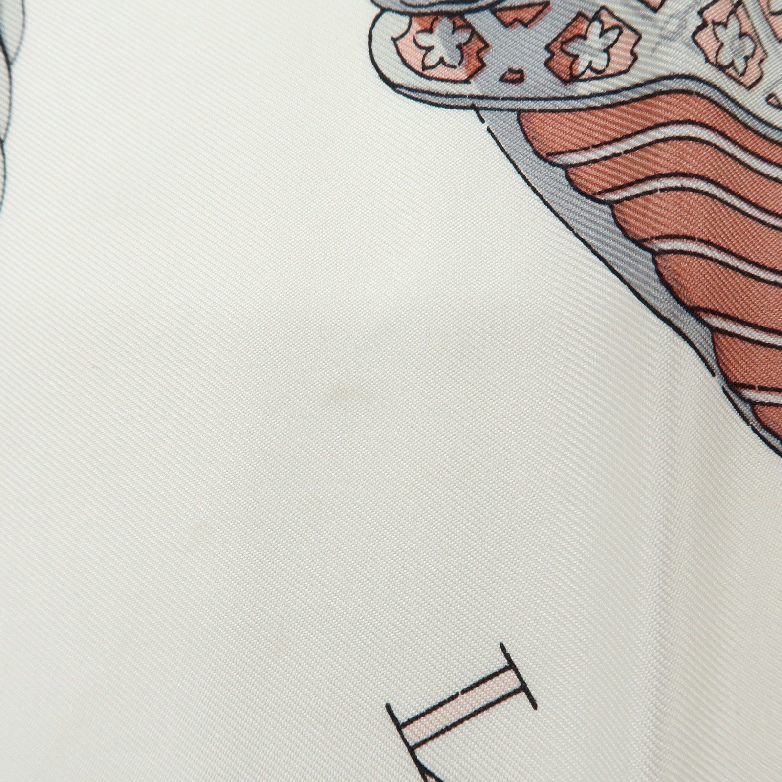 HERMES Carre 90 Silk 100% Scarf VUE DU CARROSSE DE LA GALERE Pink White