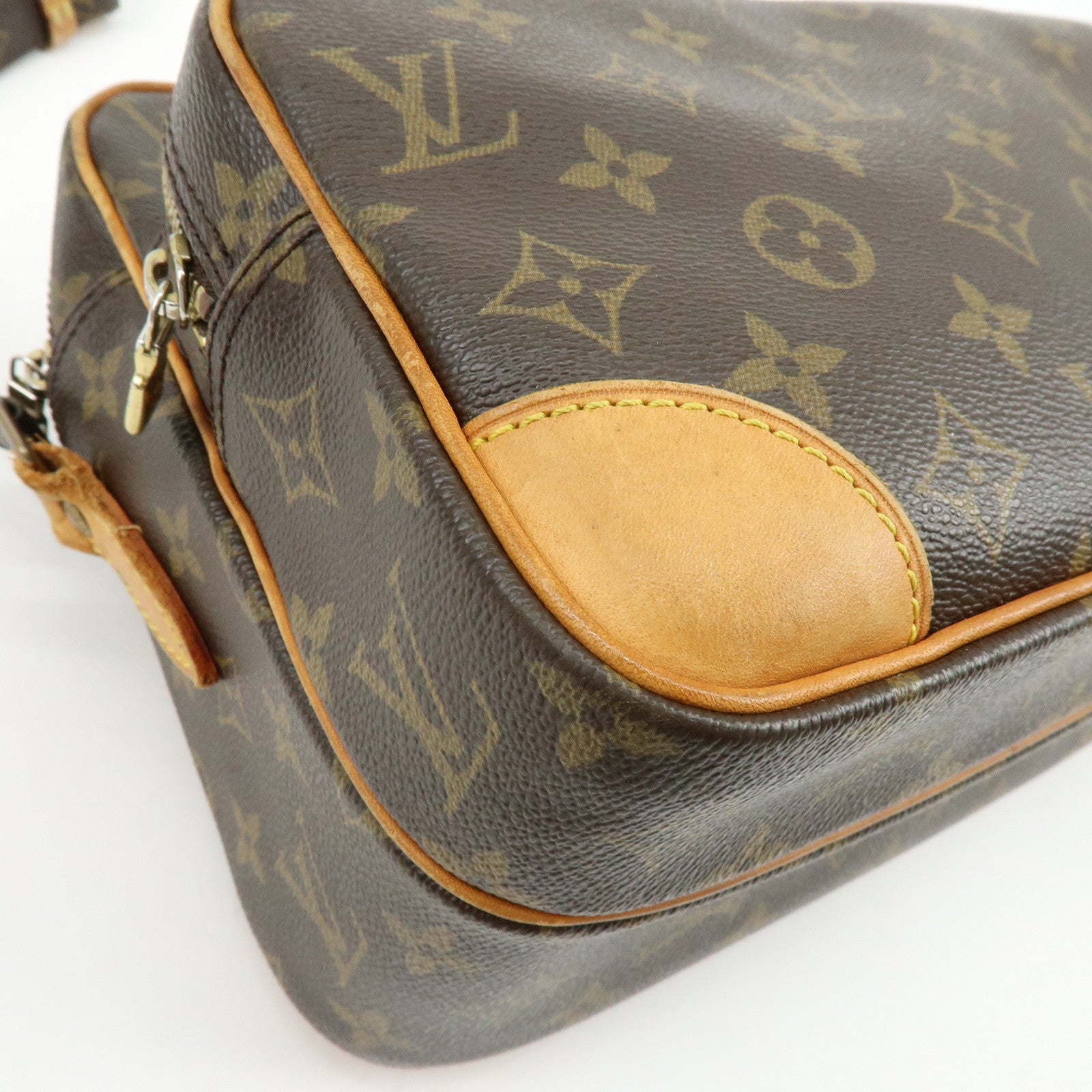 Louis Vuitton Monogram Nile Shoulder Bag Crossbody Bag M45244