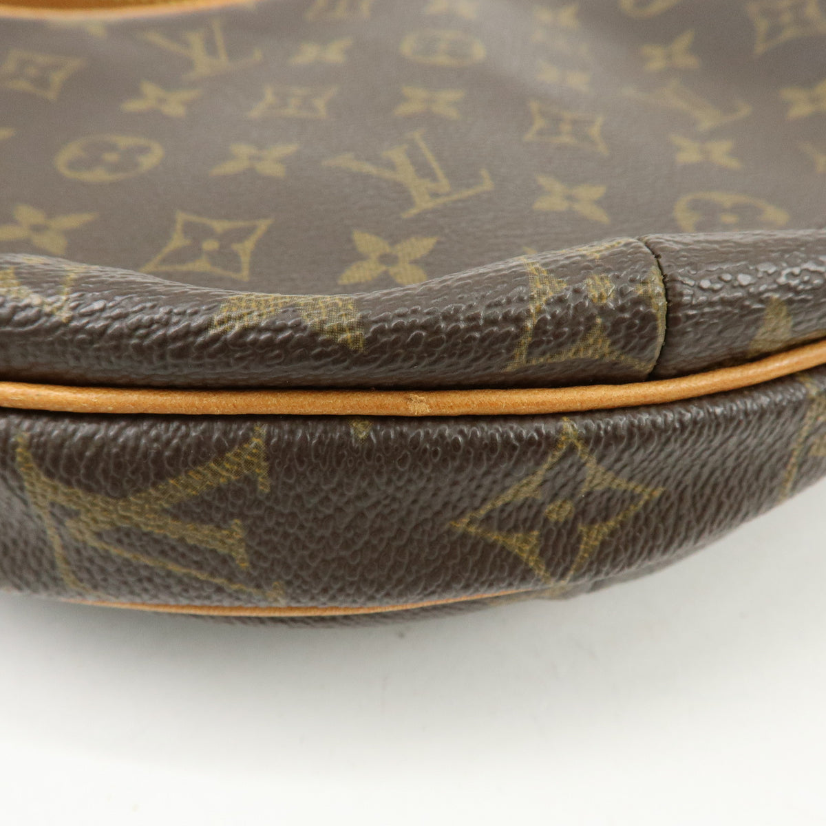 Louis Vuitton Monogram Croissant MM Shoulder Bag Brown M51512