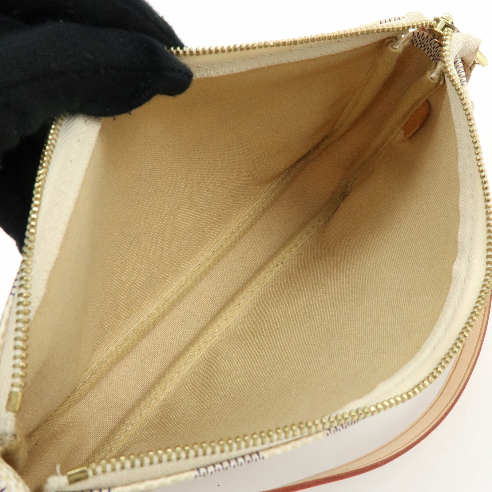 Louis Vuitton Damier Azur Pochette Accessoires Hand Bag Pouch N41207