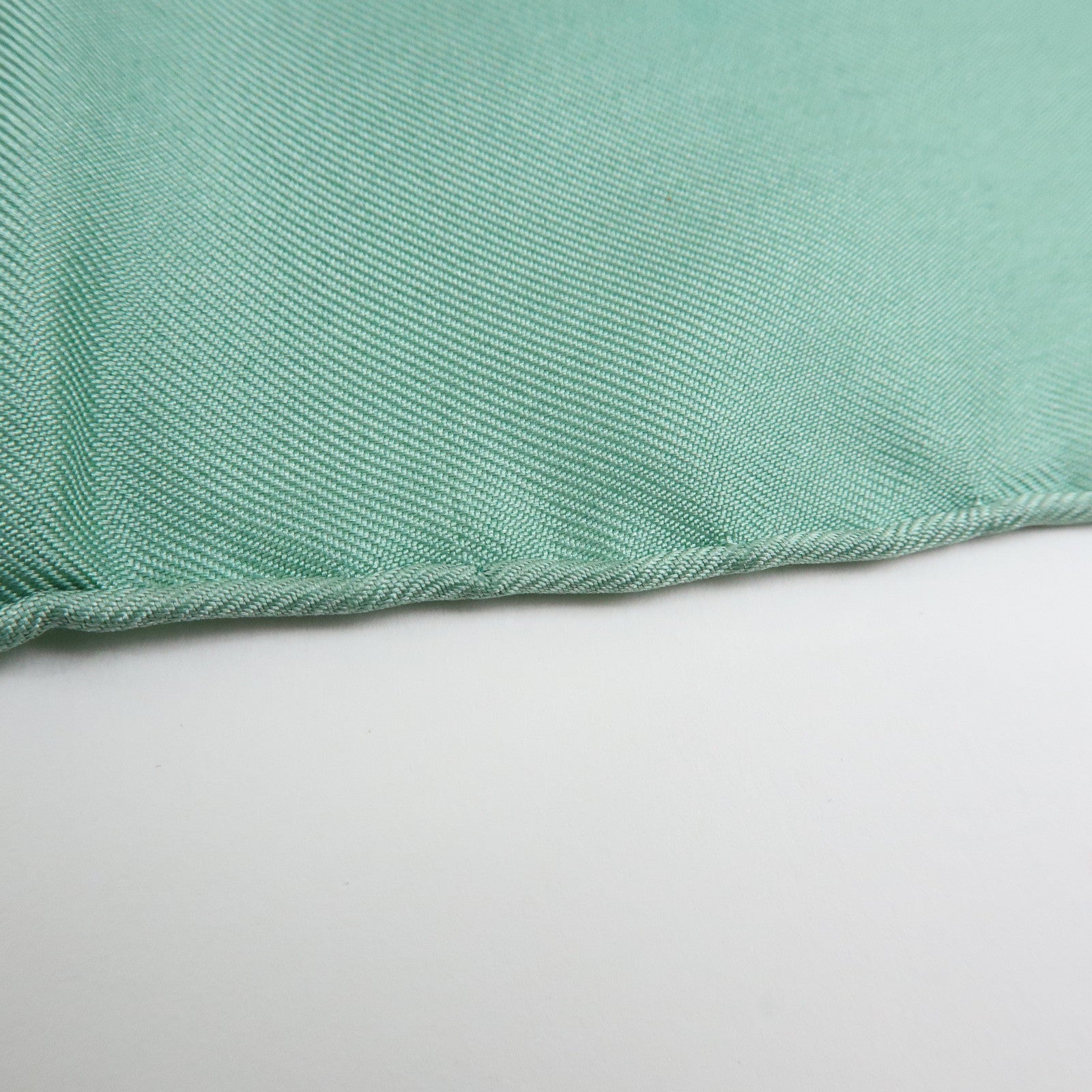 HERMES Carre 90 Silk 100% Scarf EQUATEUR Light Green Brown White