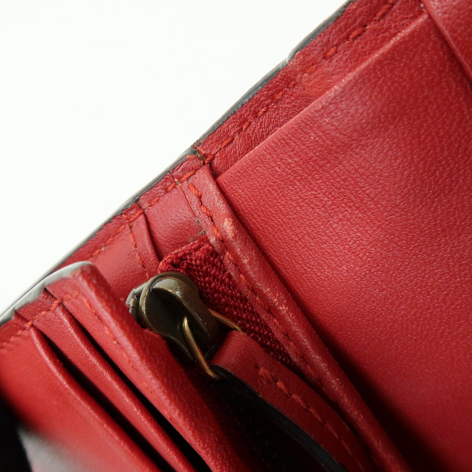 GUCCI Interlocking G Cherry GG Supreme Compact Wallet Beige 476050