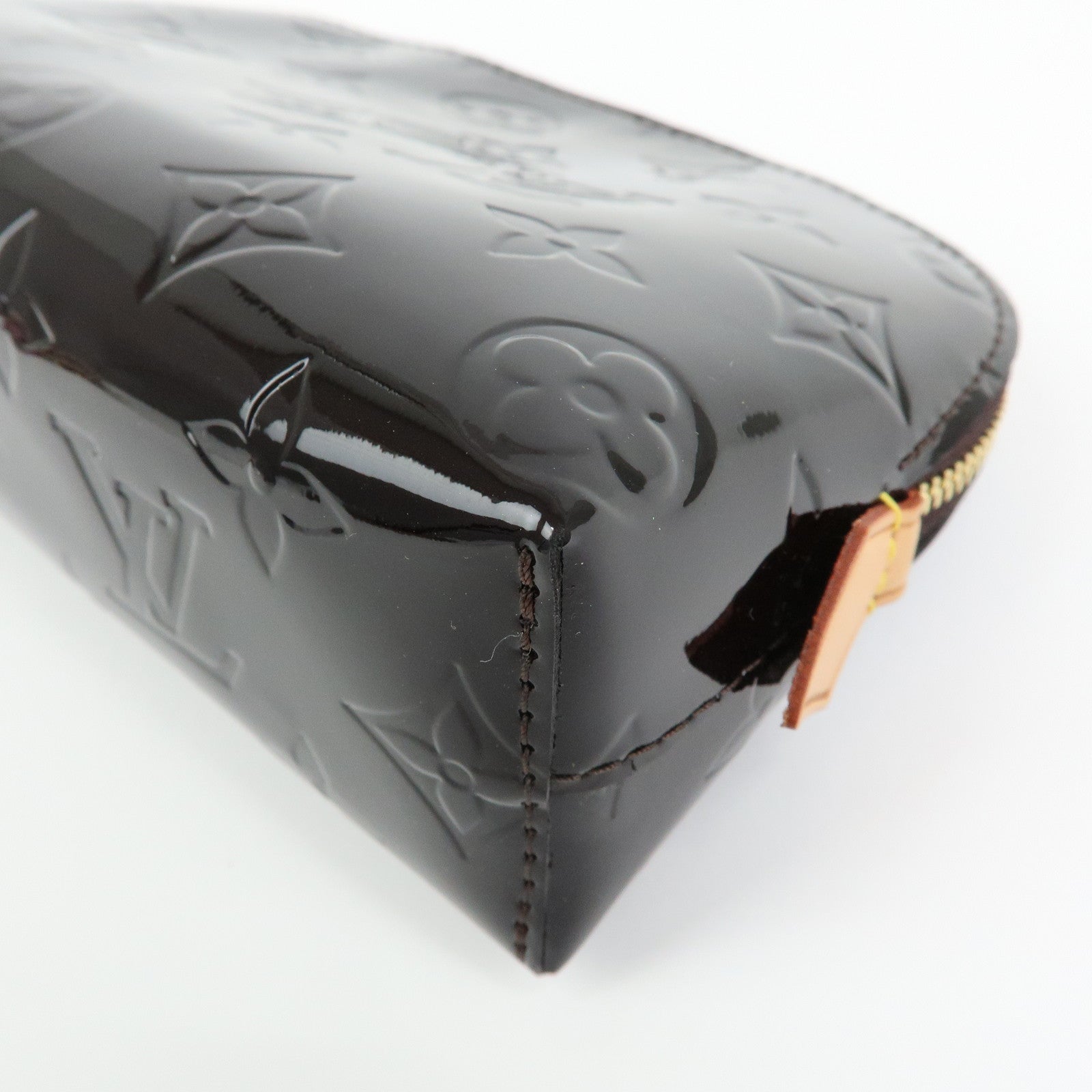 Louis Vuitton Monogram Vernis Pochette Cosmetic Pouch Amarante M91495