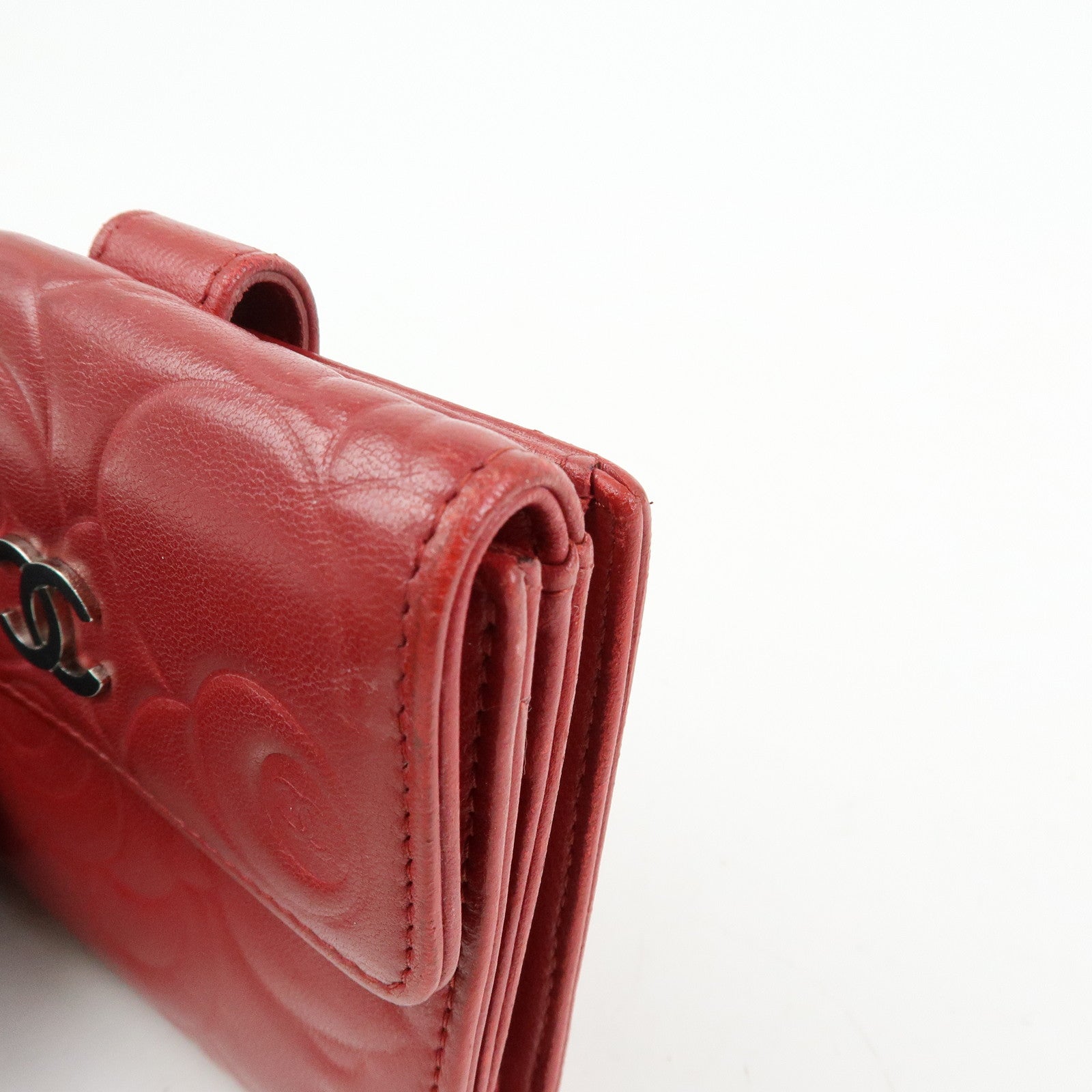 CHANEL Camellia COCO Mark Lamb Skin Bi-fold Compact Wallet Red A47422