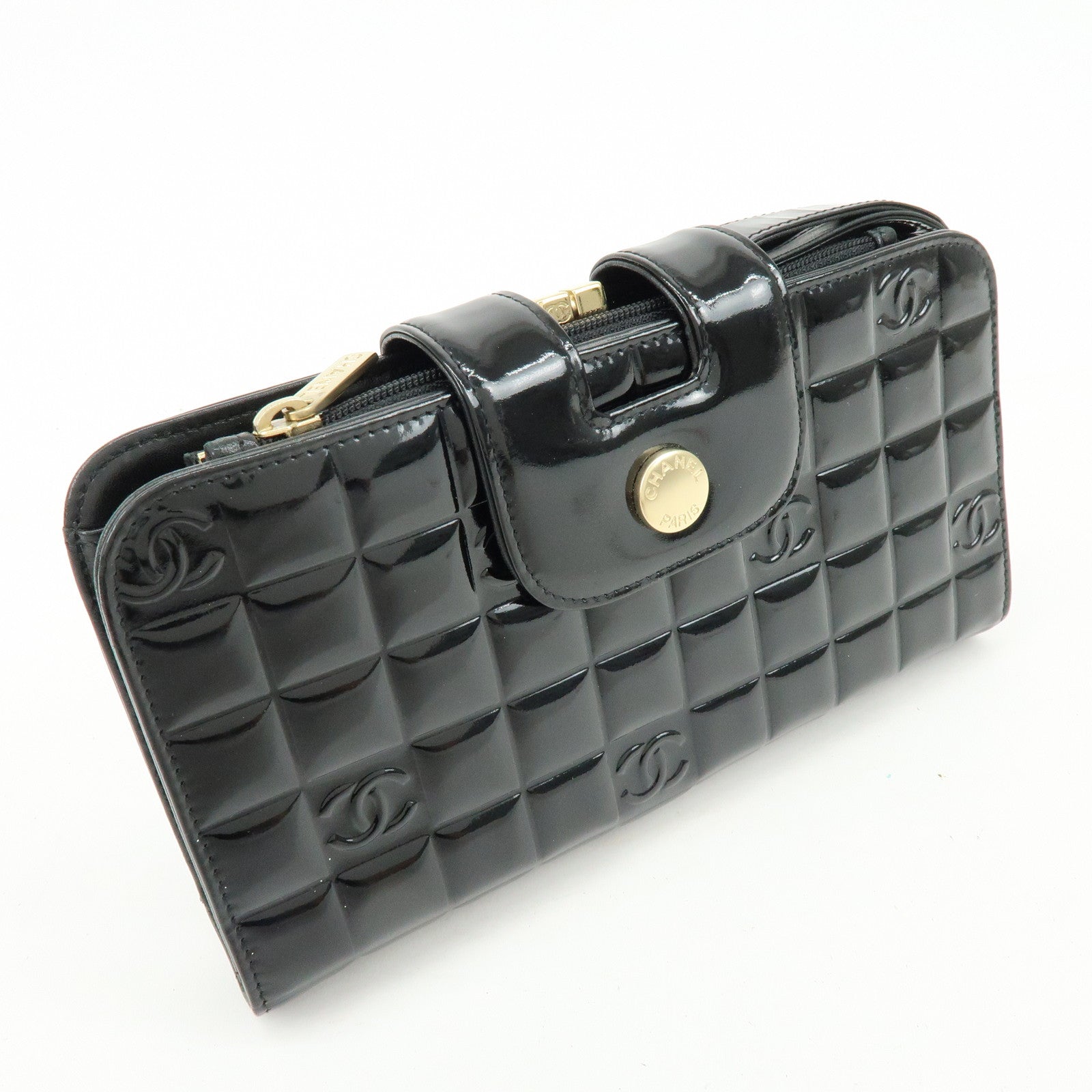 CHANEL COCO Mark Chocolate Bar Patent Leather Long Wallet Black