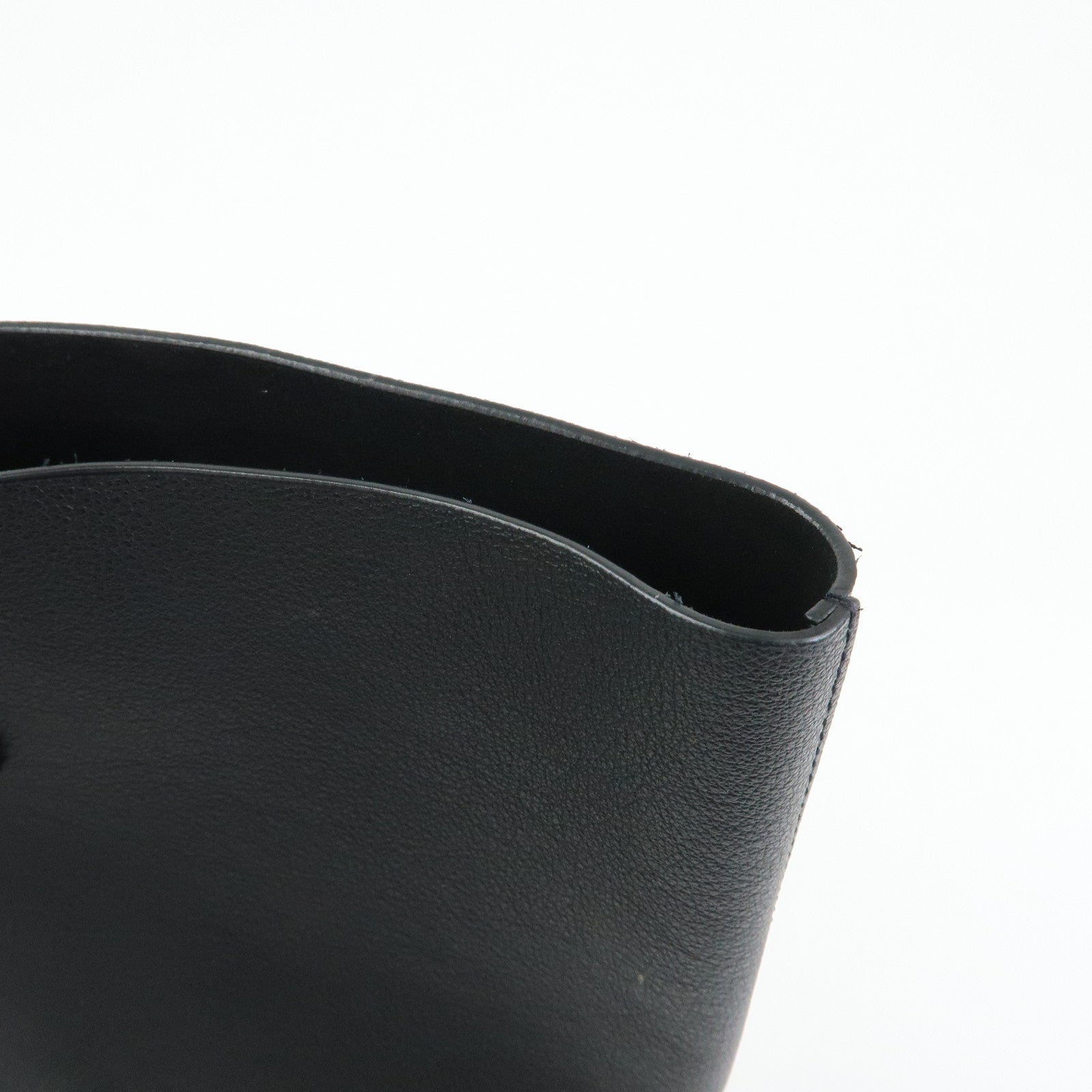 SAINT LAURENT PARIS Cassandra North South Toy Shopping Bag Black 600306