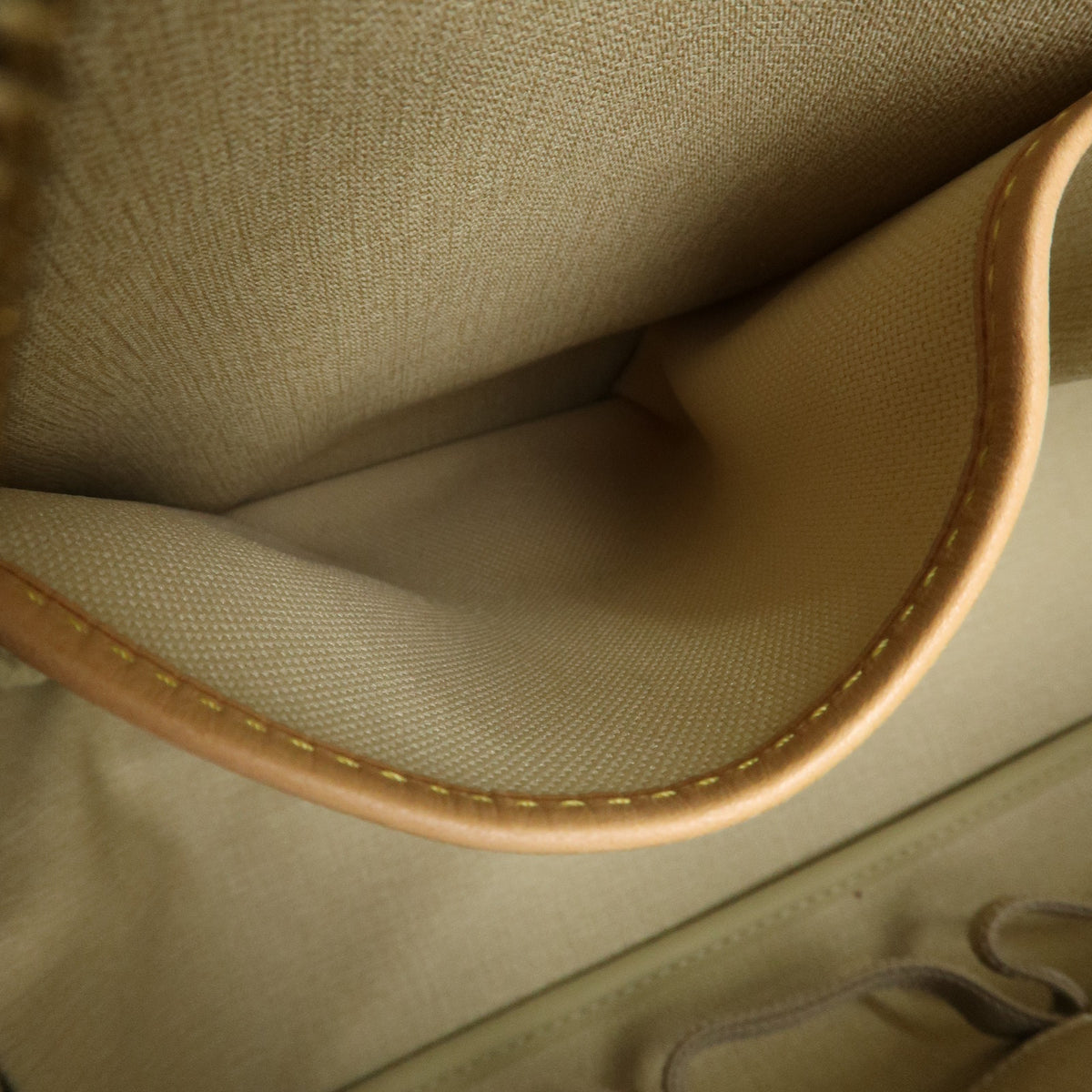 Louis Vuitton Monogram Deauville Canvas Hand Bag Brown M47270