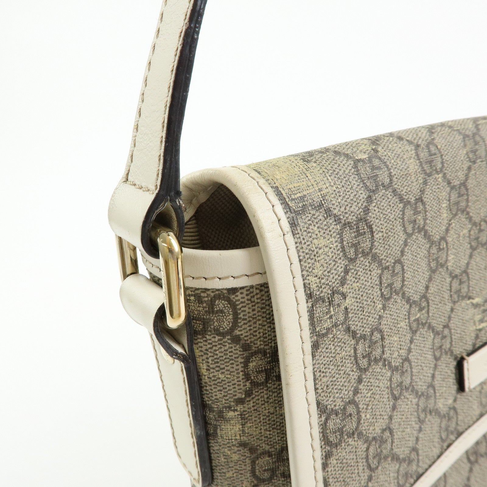 GUCCI GG Supreme Leather Shoulder Bag Crossbody Bag Beige Ivory 223666
