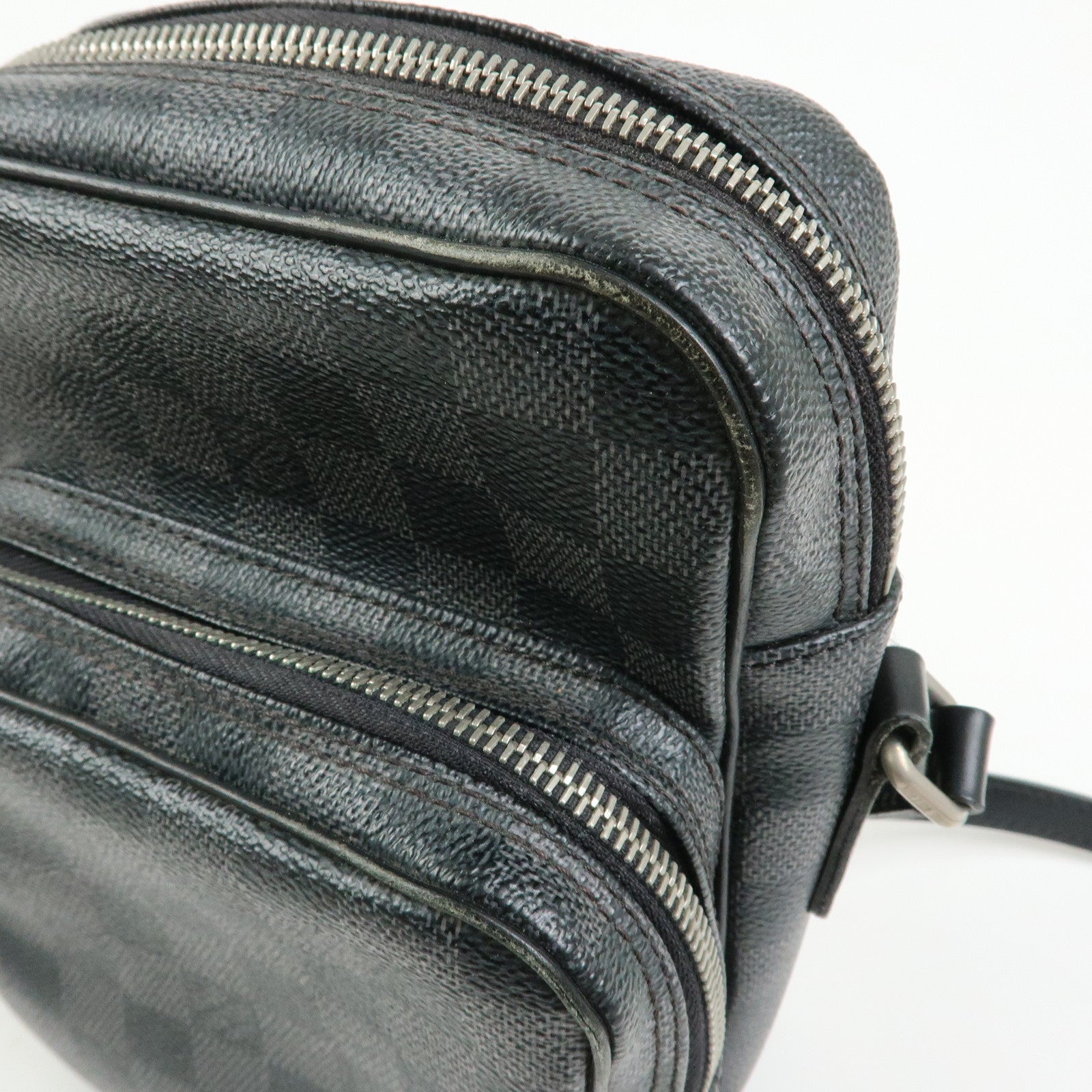 Louis Vuitton Damier Graphite Rem Shoulder Bag Black N41446