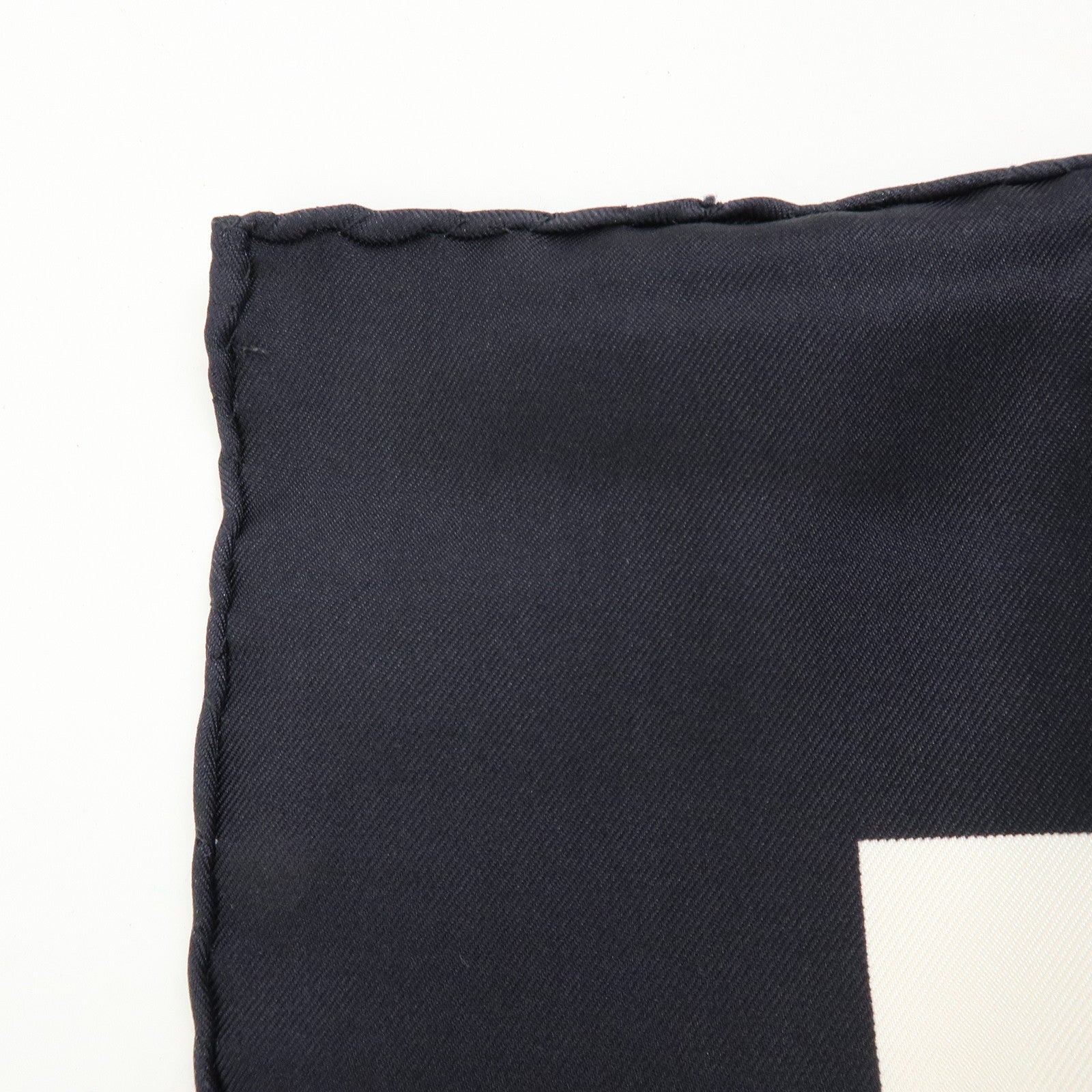 Christian Dior Silk 100% Scarf Parisian Accessories White Black