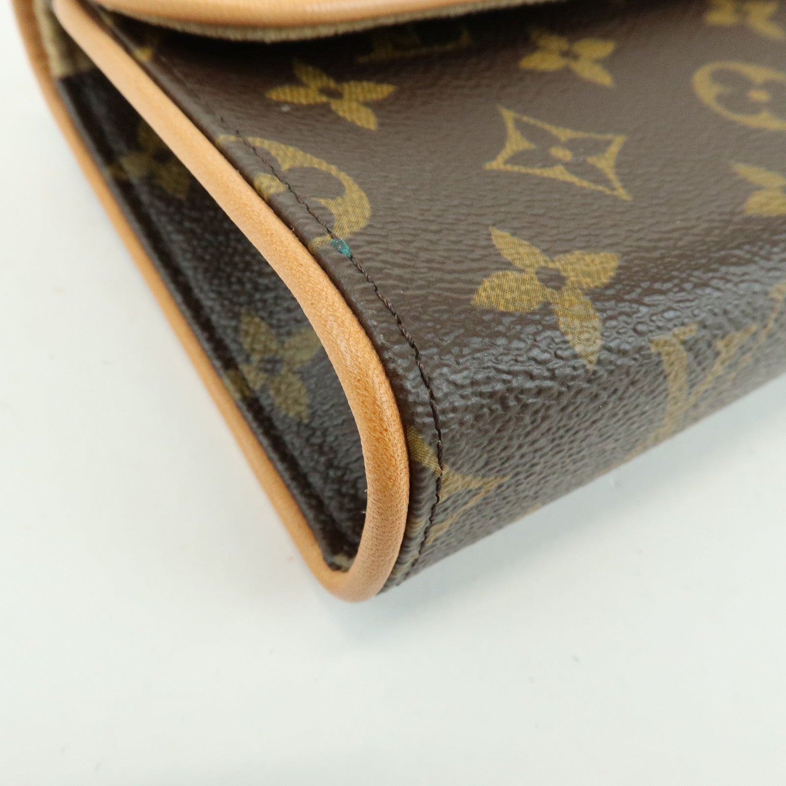 Louis Vuitton Monogram Pochette Florentine Waist Bag Brown M51855