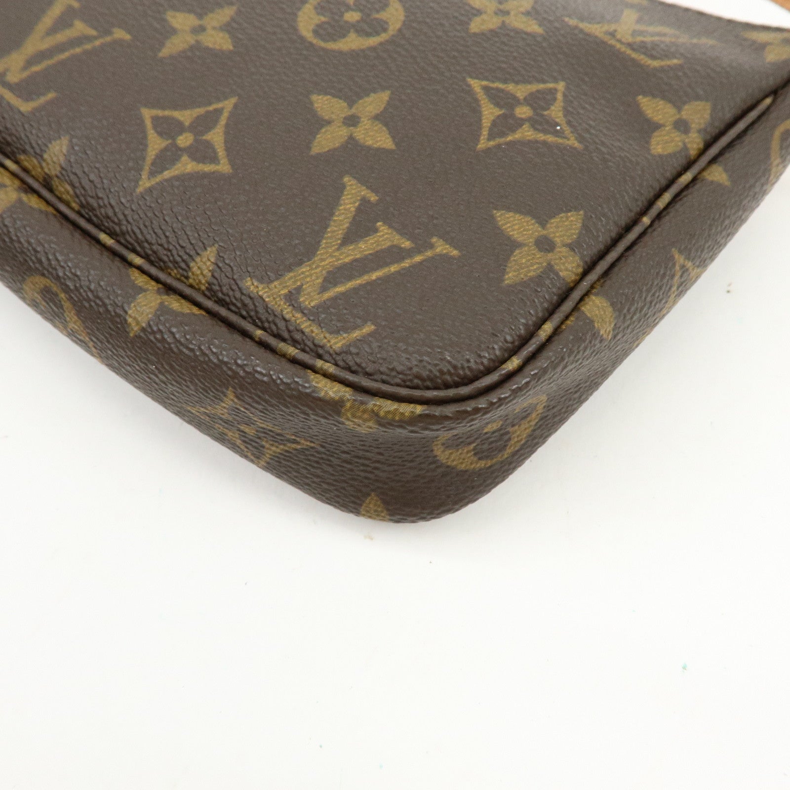 Louis Vuitton Monogram Pochette Accessoires Pouch Hand Bag Brown M51980