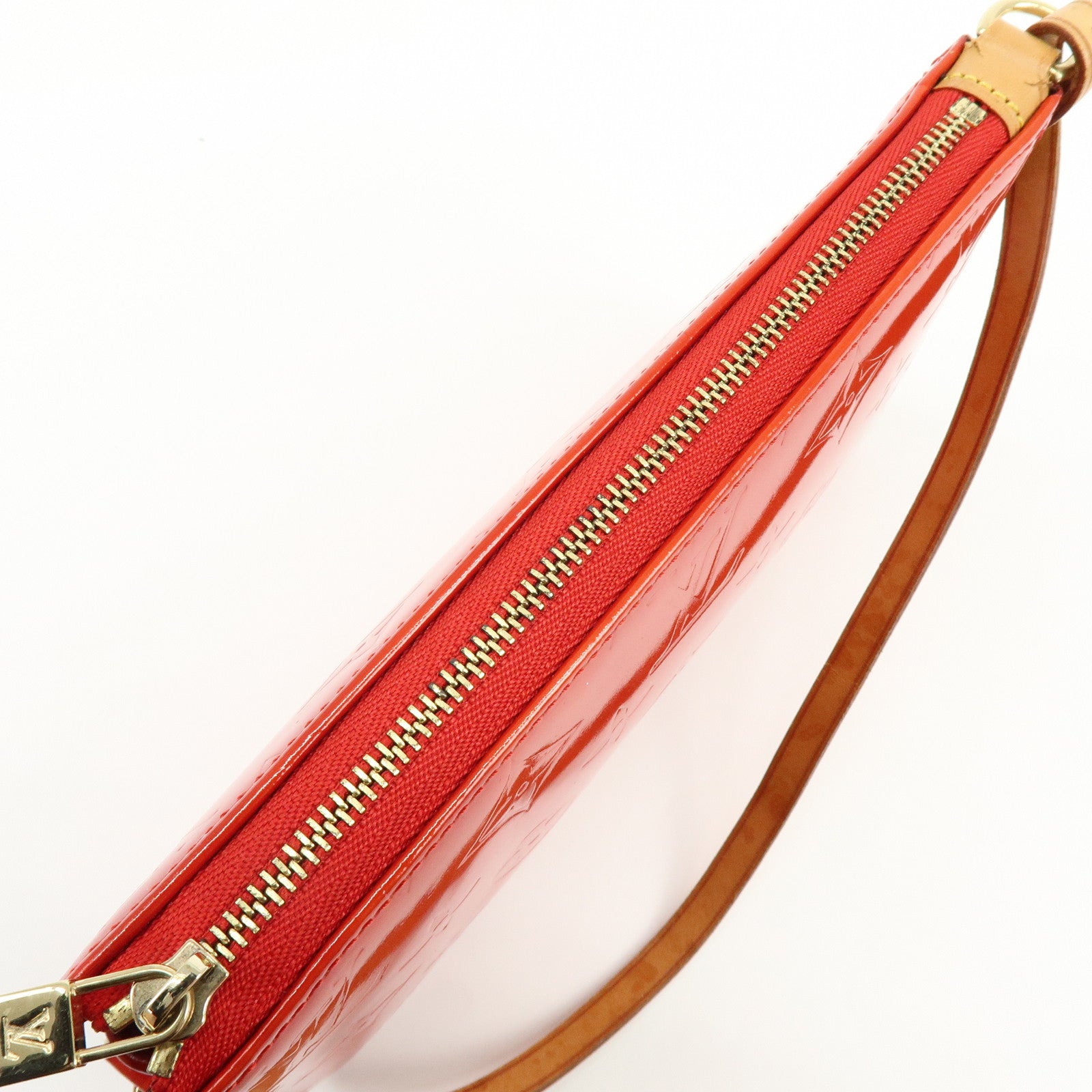 Louis Vuitton Monogram Vernis Lexington Accessoires Pouch Rouge M91132