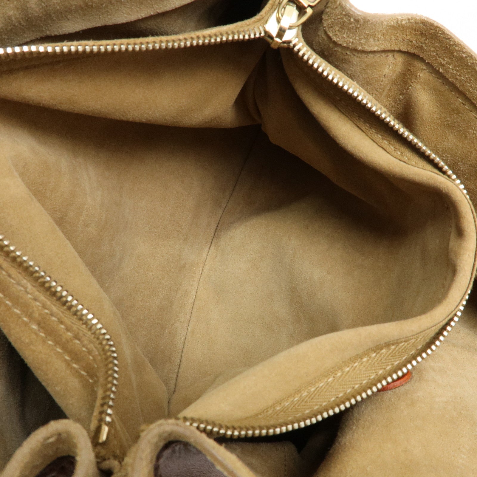 SAINT LAURENT PARIS Baby Cabas Muse Two Leather Suede Hand Bag