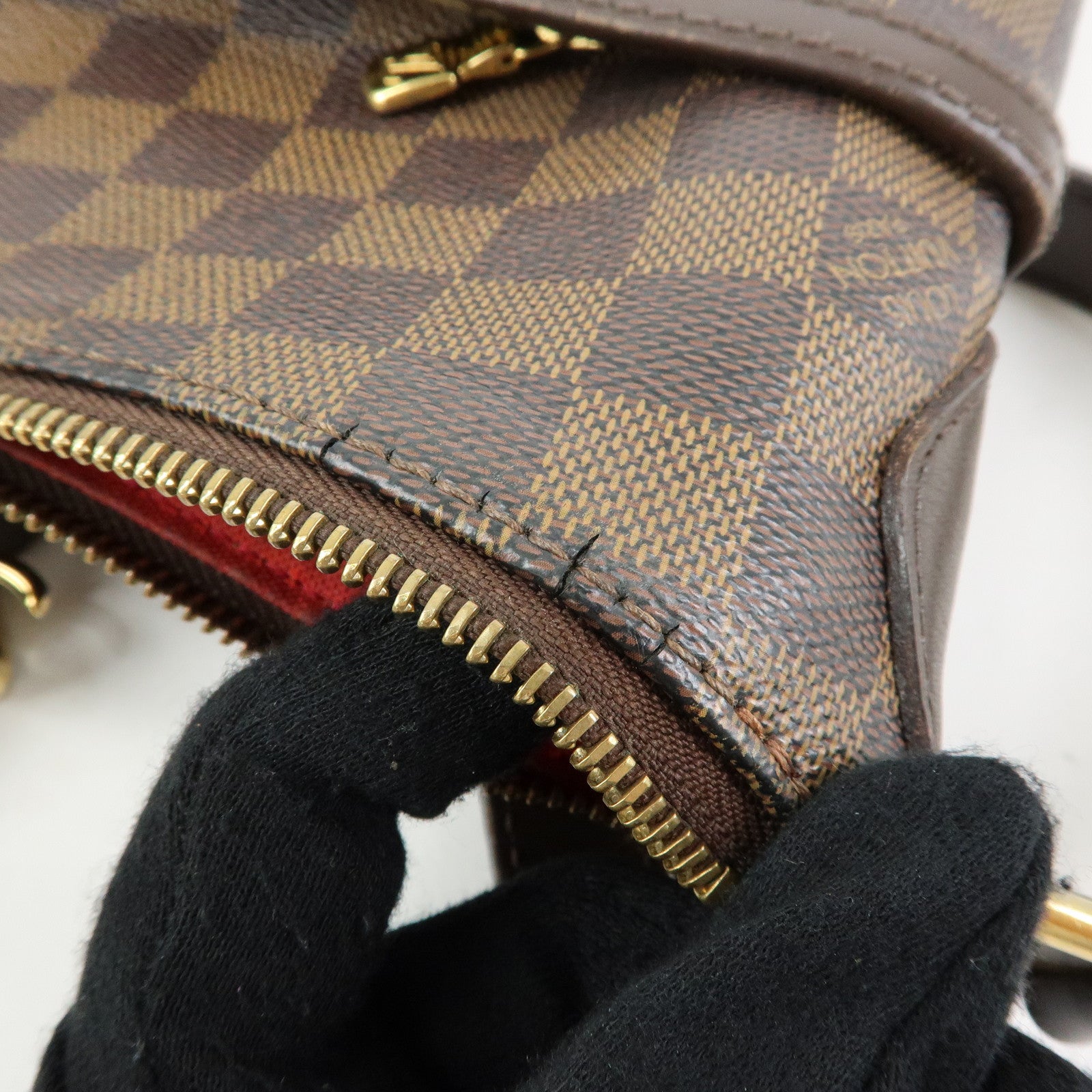 Louis Vuitton Damier Bloomsbury GM Shoulder Crossbody Bag N42250